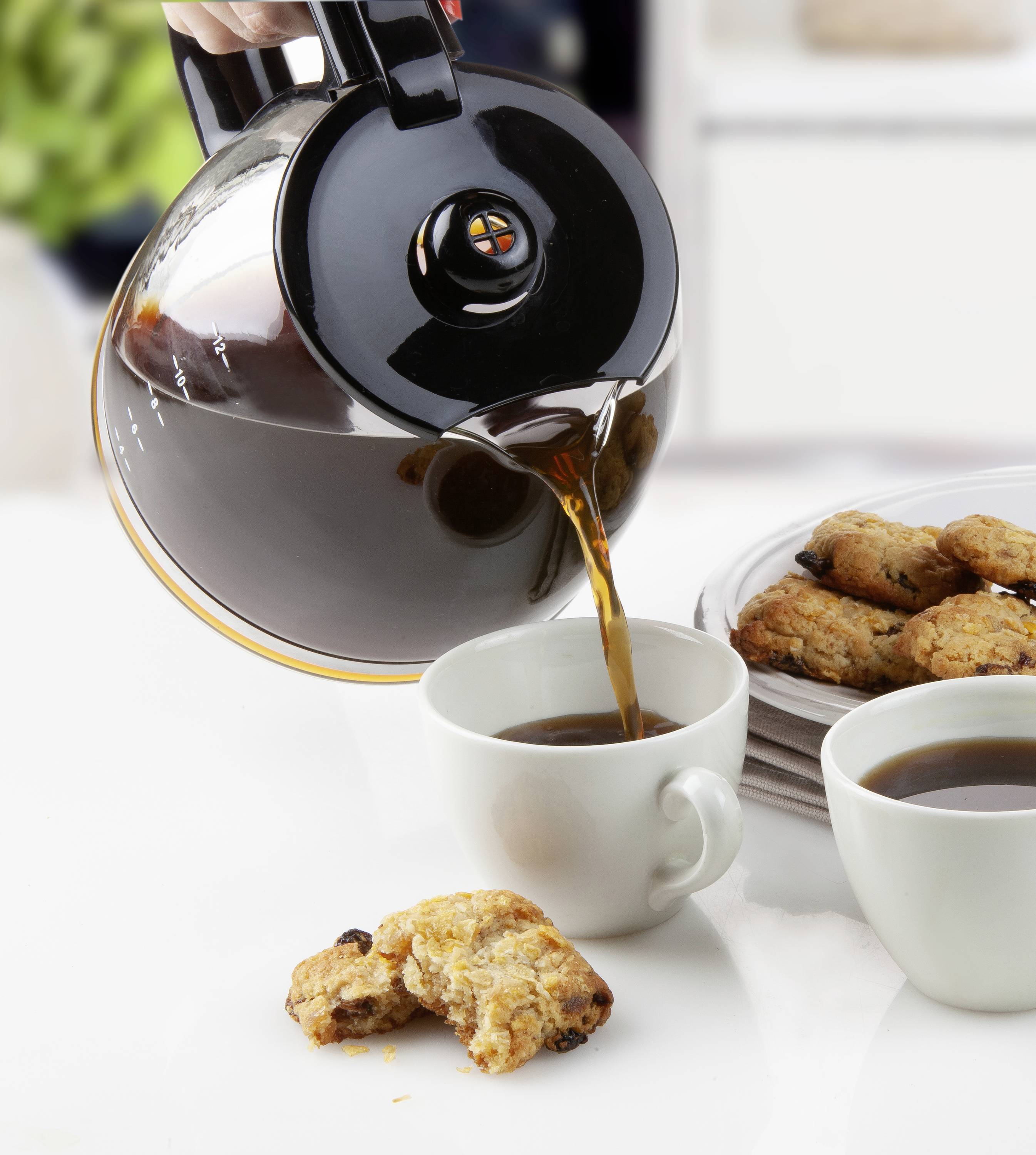 DOMO DO1065K Kaffeemaschine Schwarz, Edelstahl Fassungsvermögen Tassen=12 Display, Timerfunktion, Glaskanne