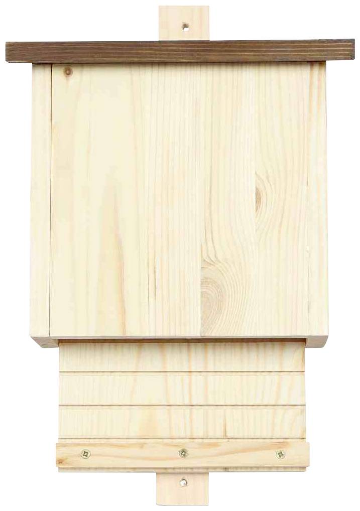 Holzfledermauskasten mit einem schmalen Eingang am unteren Rand, entworfen für den Schutz und die Ansiedlung von Fledermäusen.