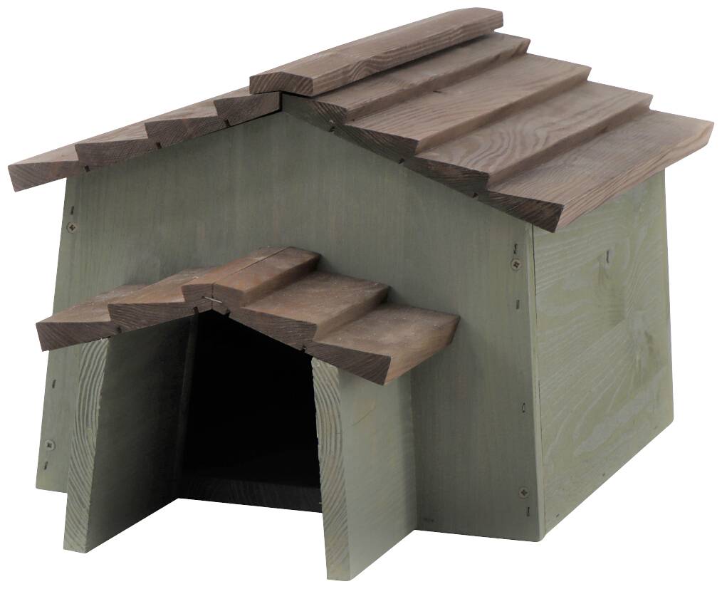 Holzhundehütte mit gewelltem Dach, offene Eingangstür, aus naturfarbenem Holz.