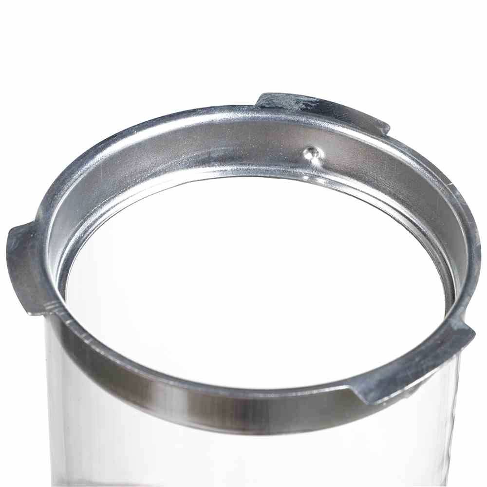 Ein silberner Ring mit Kerbe, vermutlich ein Verschluss- oder Dichtungselement, liegt auf hellem Hintergrund.