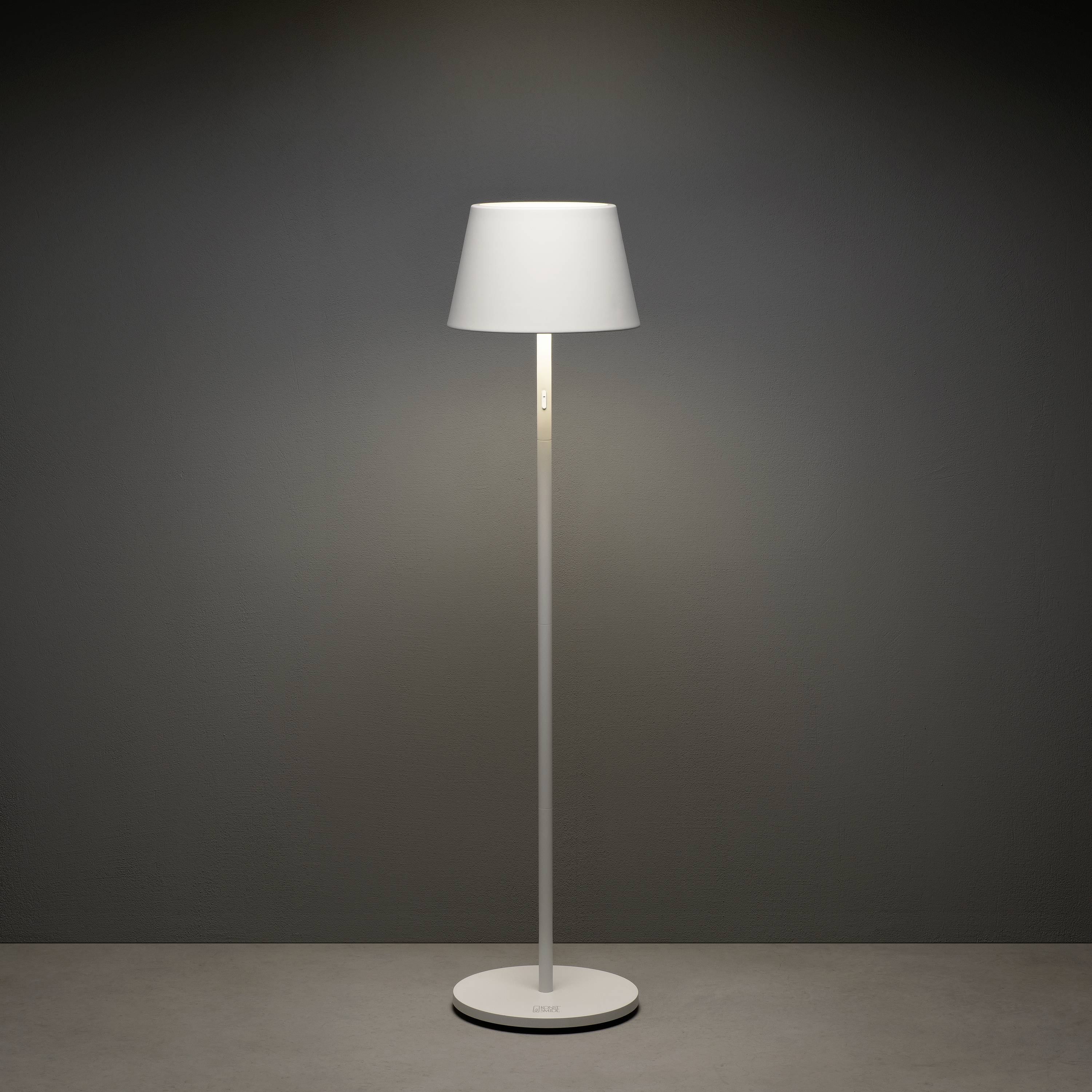 Konstsmide 7824-250 Pomezia weiss LED-Außenstandleuchte LED 15 W Weiß