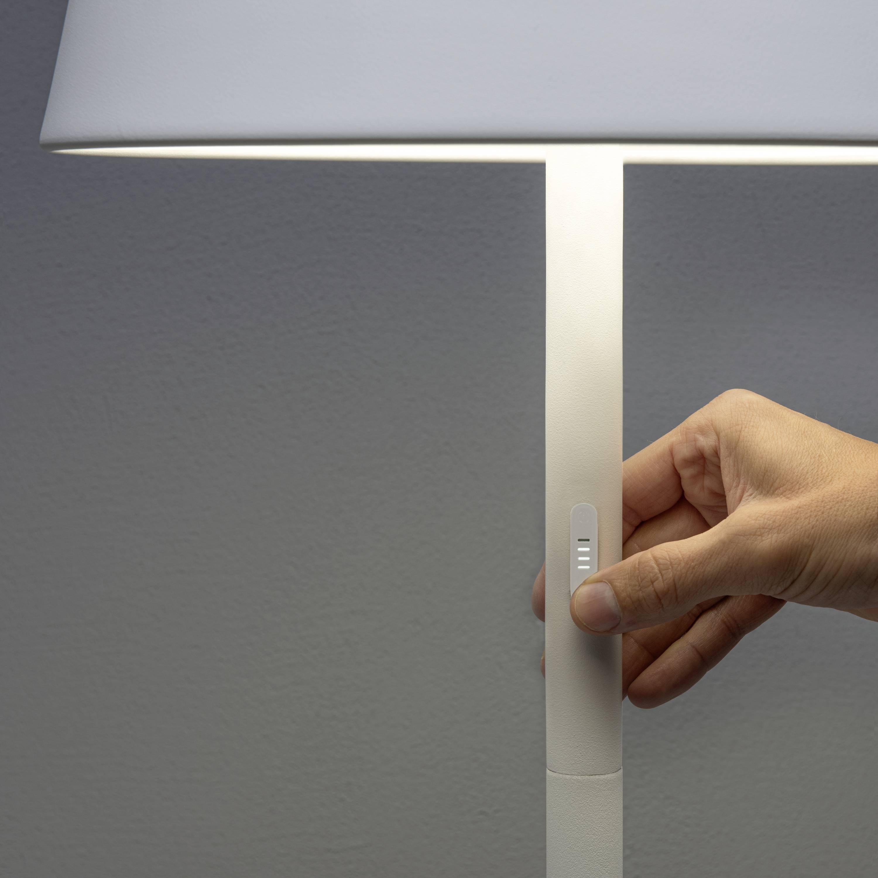 Konstsmide 7824-250 Pomezia weiss LED-Außenstandleuchte LED 15 W Weiß