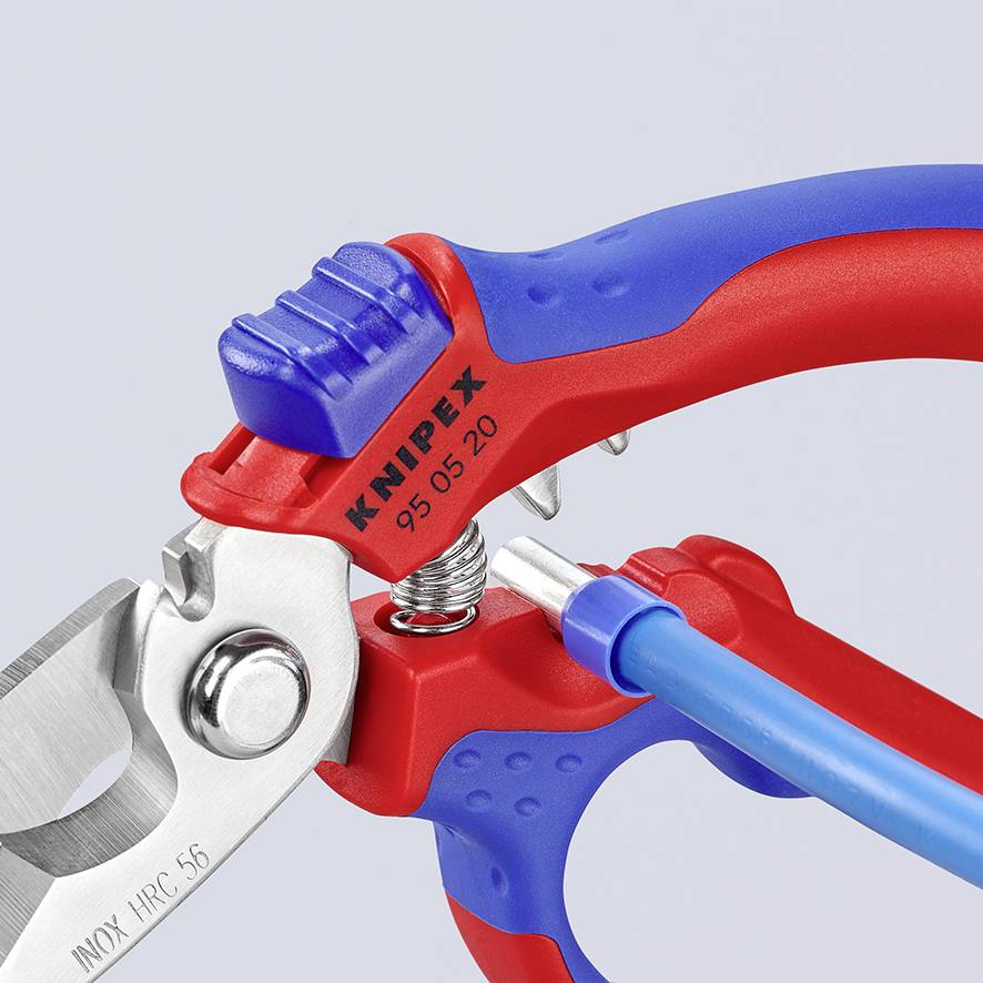 Ein rot-blauer Drahtschneider der Marke Knipex mit der Modellnummer 95 05 20. Er ist aus Edelstahl gefertigt.
