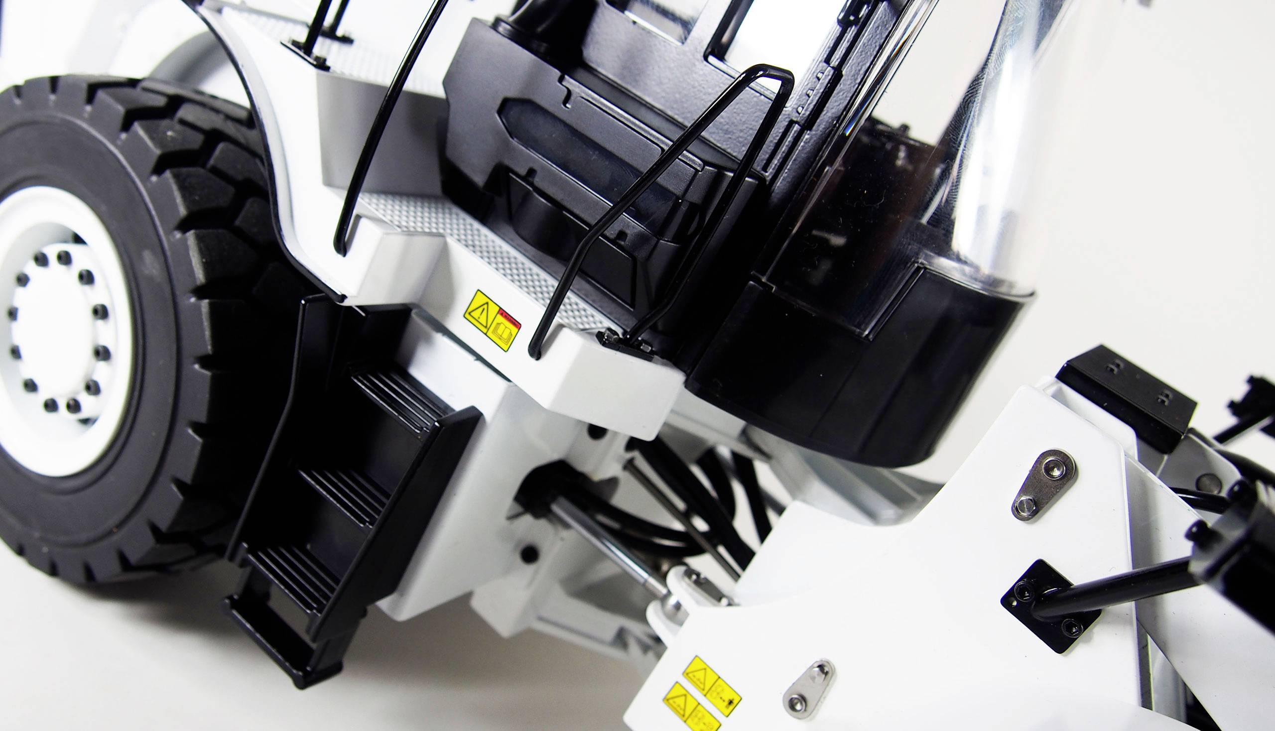 Amewi 22541 G921H 1:16 Elektro RC Funktionsmodell RtR