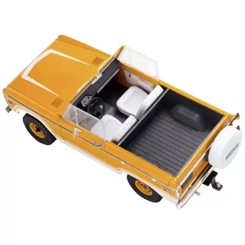 Revell 17228 Ford Bronco Half Cab -Sandman II Automodell Bausatz 1:25 Revell 17228 Ford Bronco Half Cab -Sandman II Automodell Bausatz 1:25