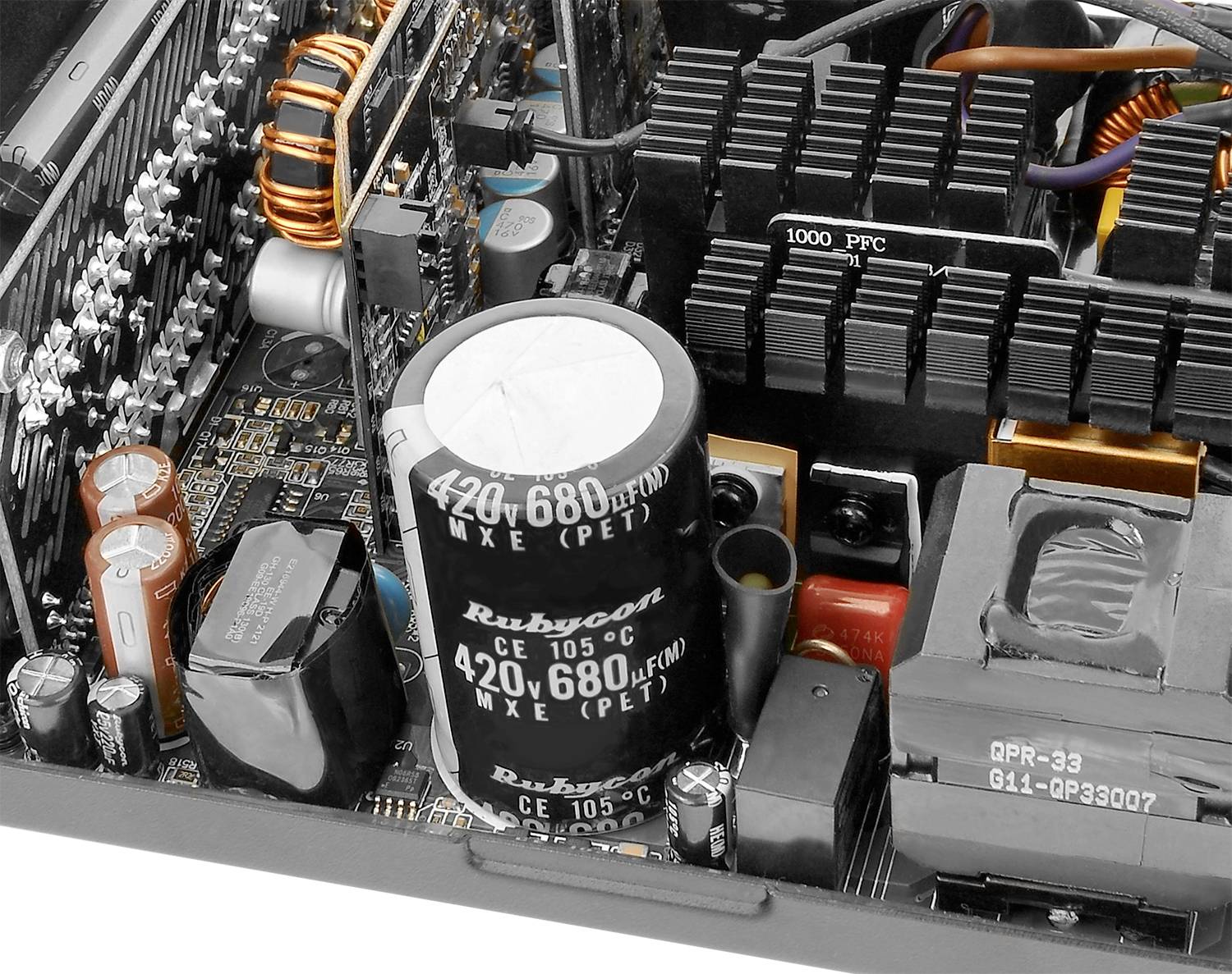 Thermaltake Toughpower GF3 850W Gold PC Netzteil 850 W ATX 80PLUS® Gold ATX 3.0, PCIe Gen 5.0, Geeignet für Dauerbetrieb