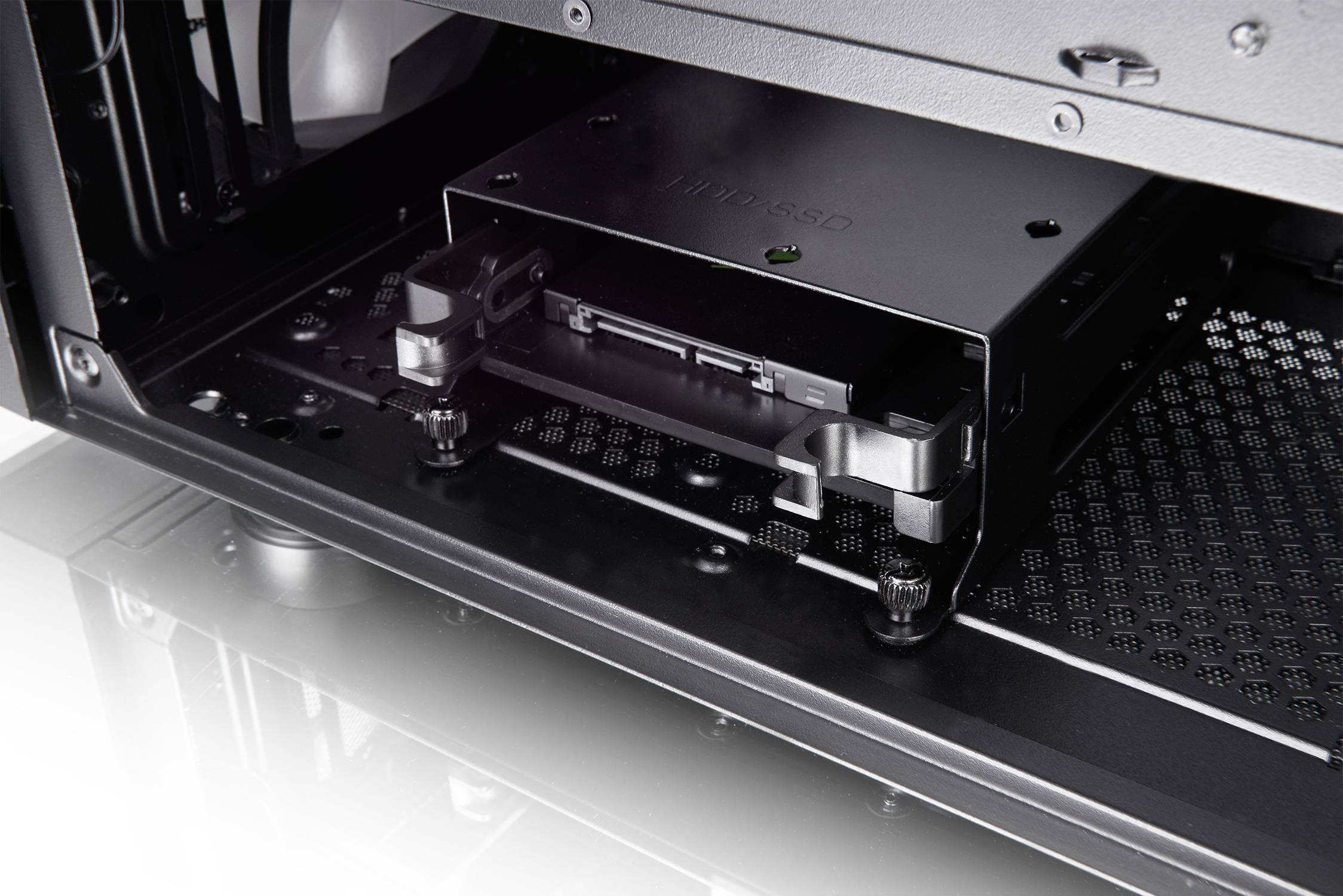 Thermaltake CA-1T9-00M1WN-01 Midi-Tower PC-Gehäuse Schwarz 3 Vorinstallierte LED Lüfter, LCS Kompatibel, Seitenfenster, Für DIY Wasserkühlung gee