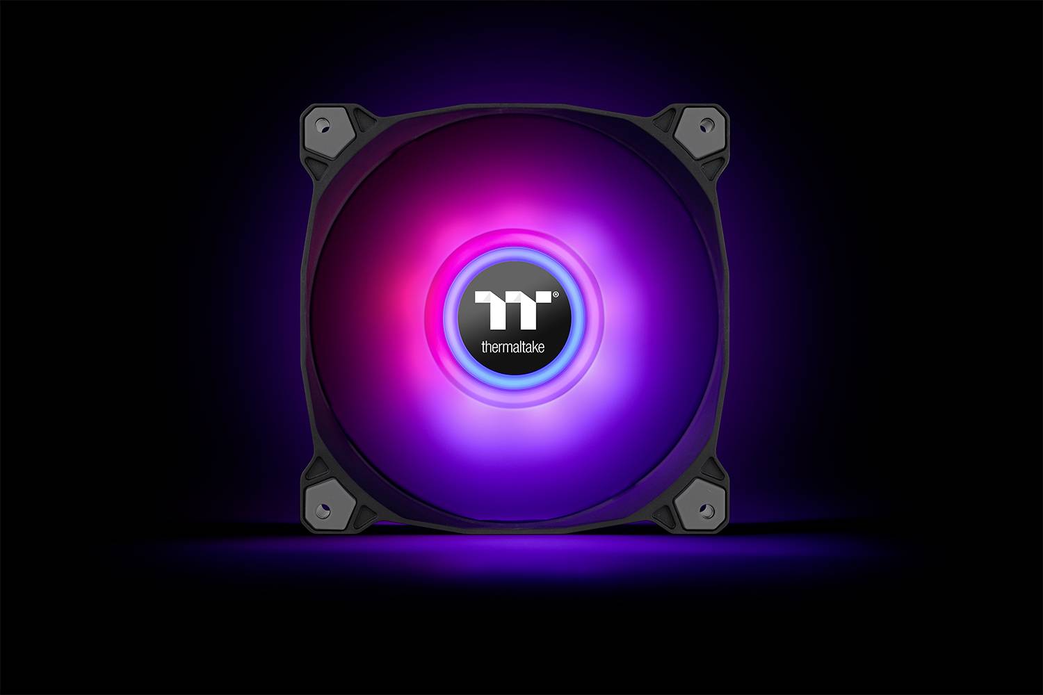 Thermaltake CL-F116-PL14SW-A PC-Gehäuse-Lüfter Schwarz (B x H x T) 190 x 56 x 143mm inkl. LED-Beleuchtung, inkl