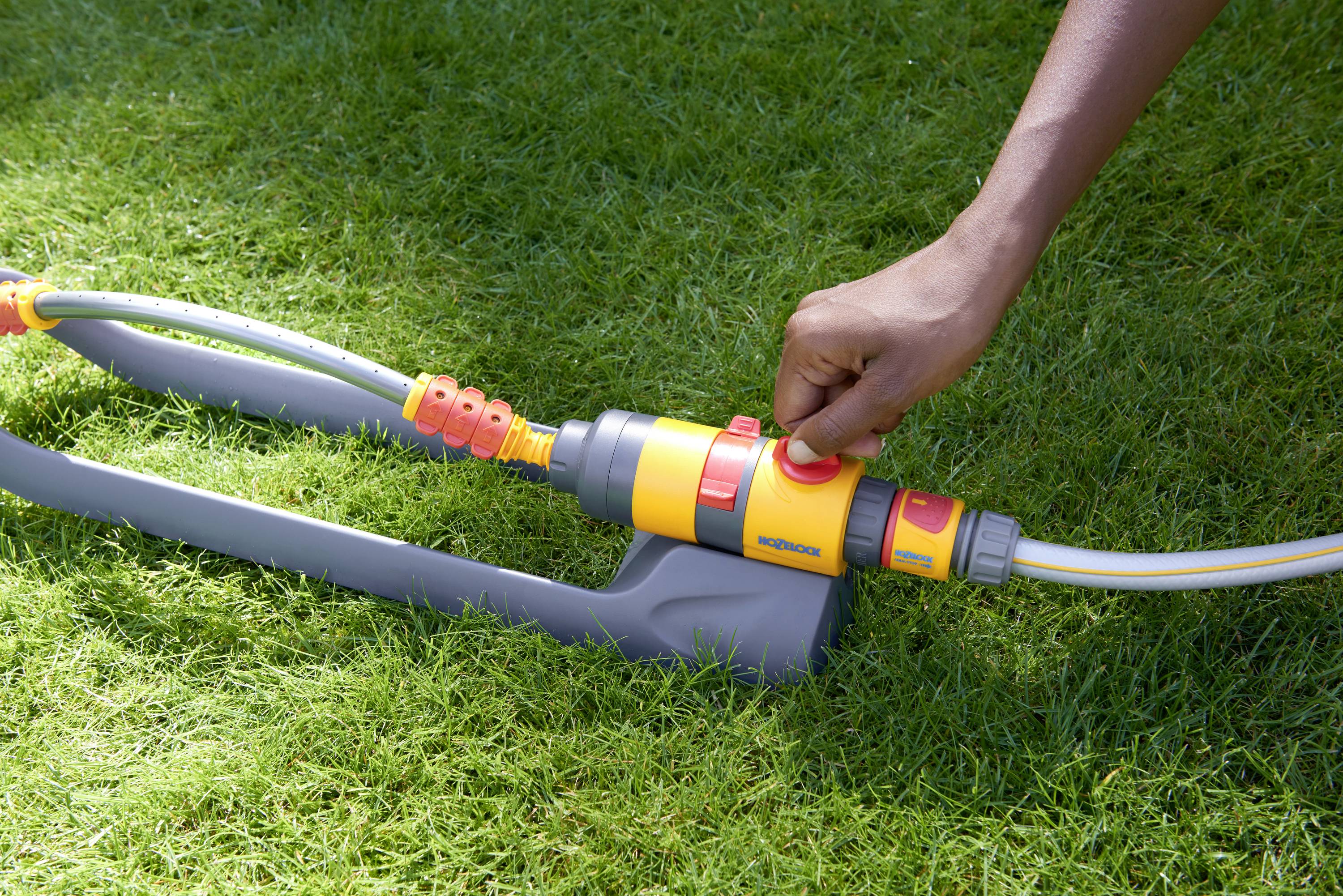 Hozelock 100-100-265 AquaSave Pro 350 Viereckregner 350 m² (max.)