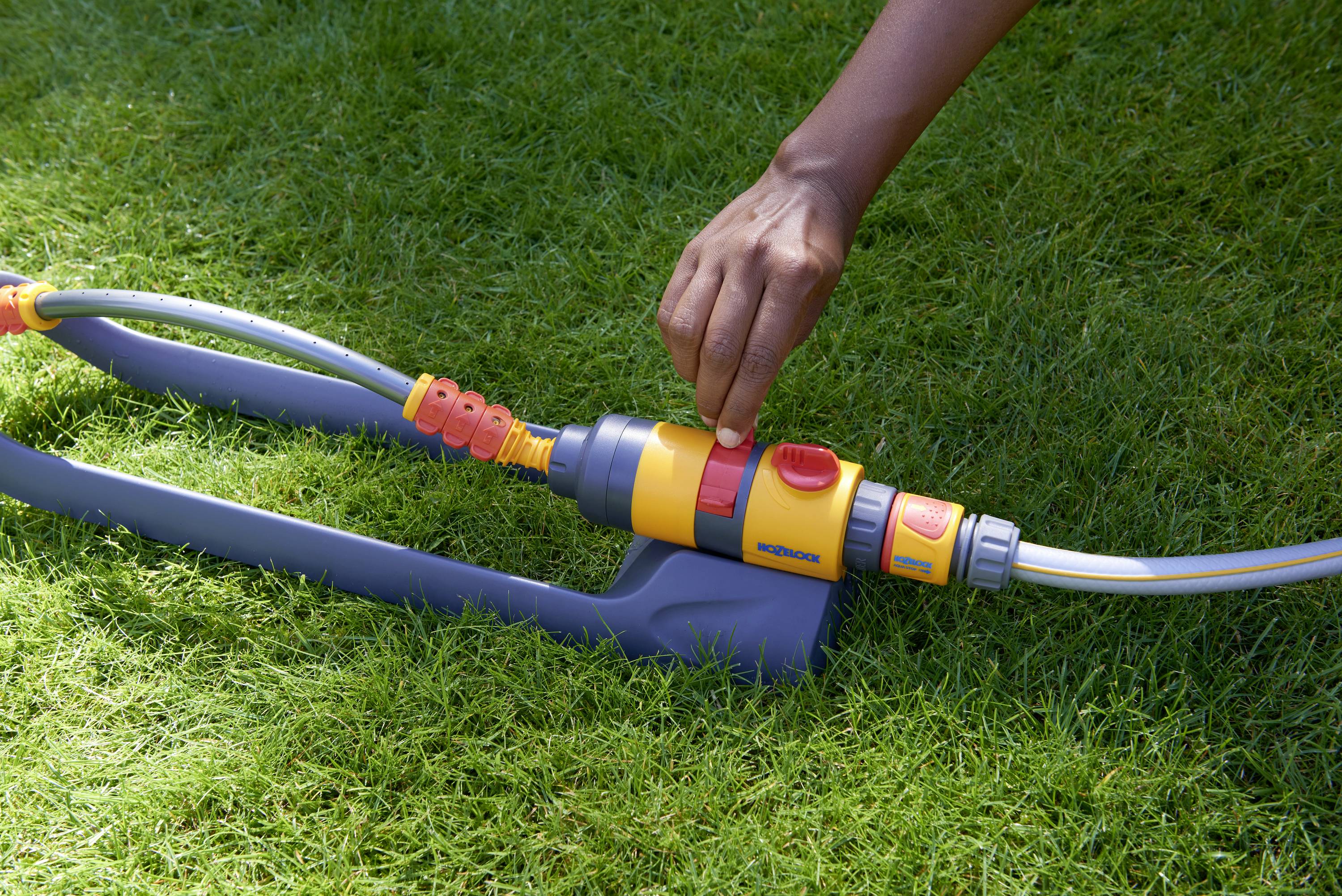 Hozelock 100-100-265 AquaSave Pro 350 Viereckregner 350 m² (max.)