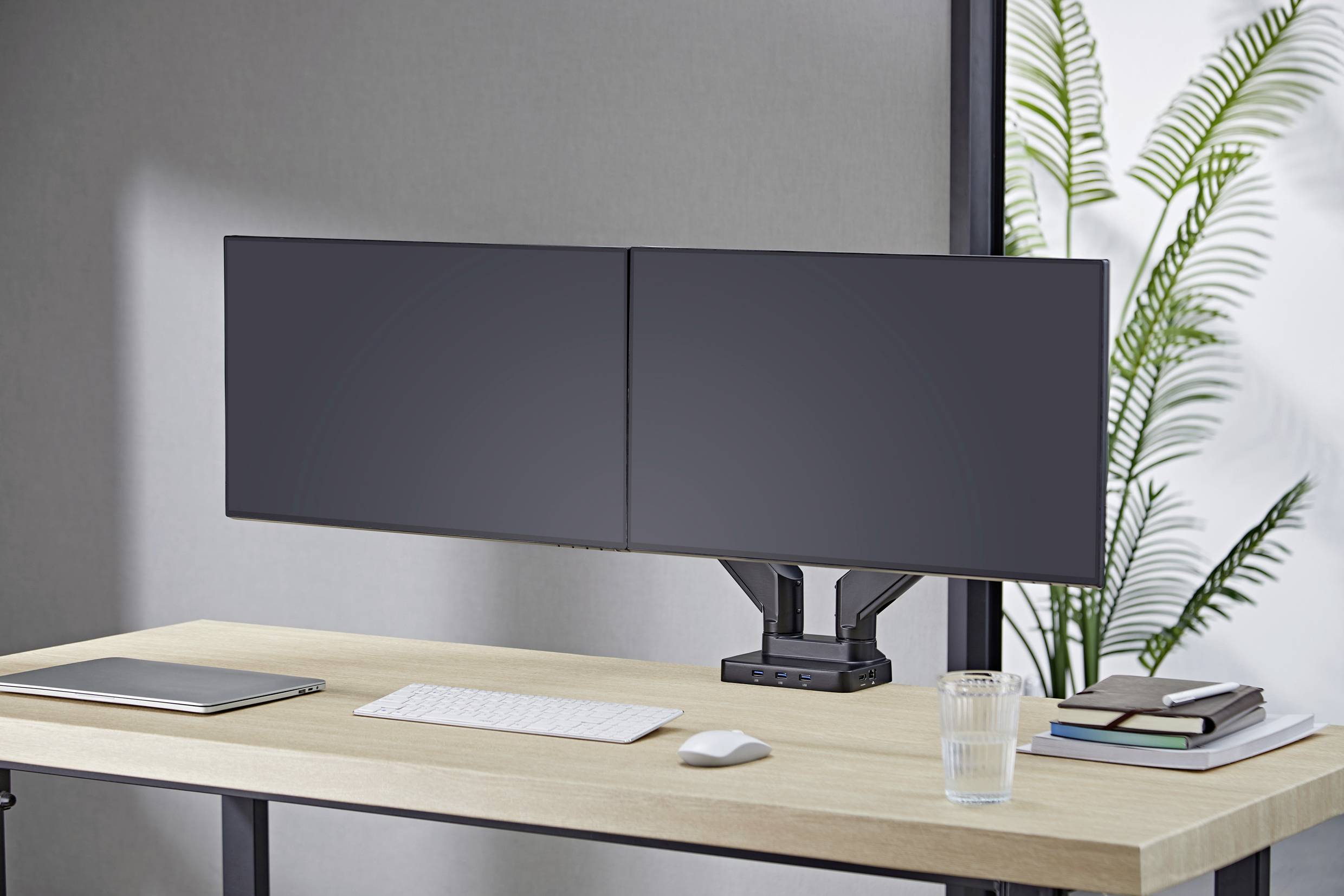 SpeaKa Professional SP-MM-830 2fach Monitor-Tischhalterung 43,2cm (17") - 88,9cm (35") Integrierte Dockingstation