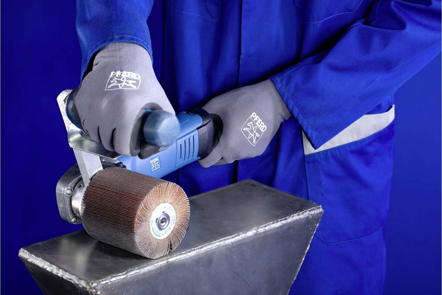 PFERD TOOLS Satiniermaschine 83300260 ESER 17/75 230V Werkzeugaufnahme 19mm 125mm 100mm