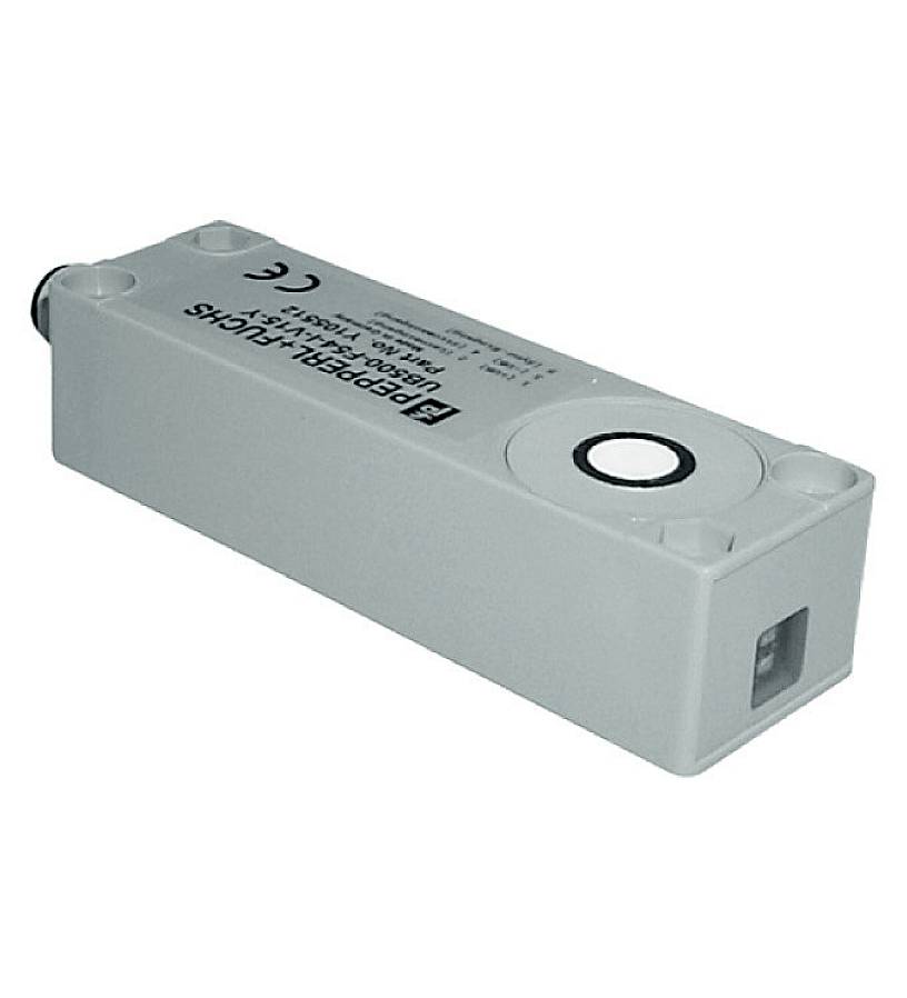 Grauer zylindrischer Sensor von IFM Electronic, Modell OGP-DPKG/IO/US, mit CE-Zeichen, für Industrieanwendungen geeignet.