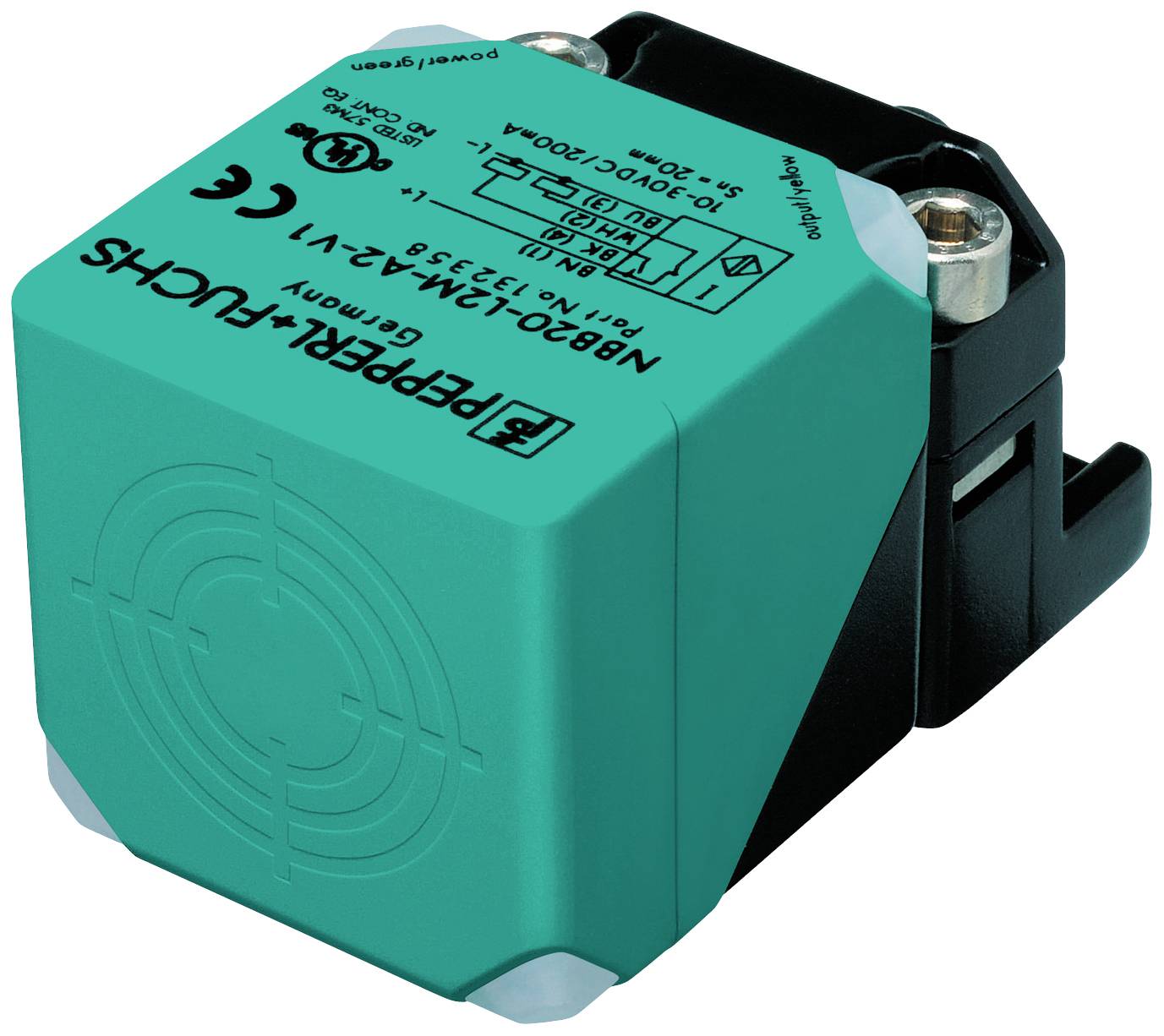 Sensor von Pepperl+Fuchs in Grün und Schwarz, Modell NBP30-L2-A2-V1, mit CE-Kennzeichnung und technischen Daten auf der Oberseite.