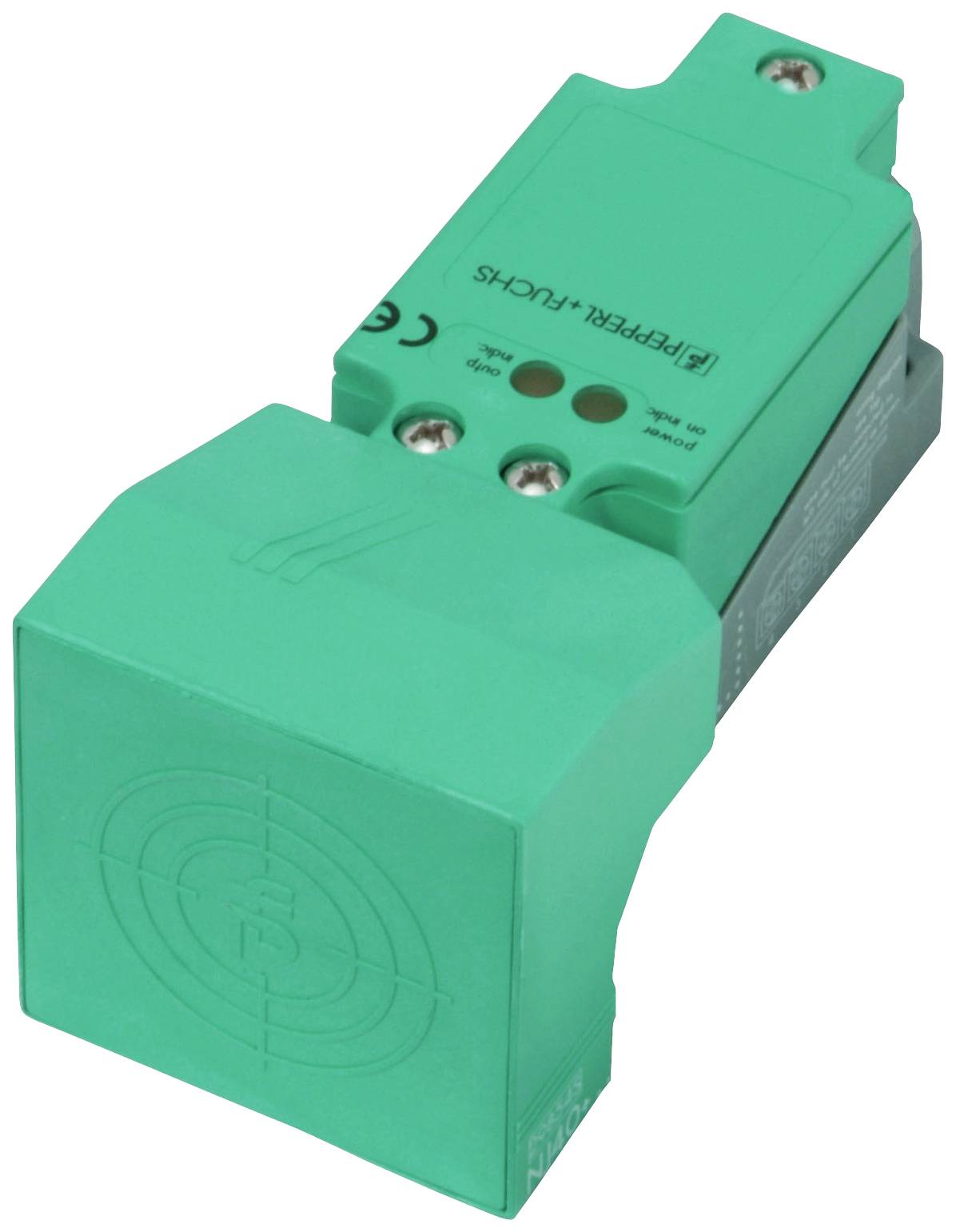 Ein grüner Induktivsensor in rechteckiger Form mit zwei Anschlüssen und CE-Kennzeichnung. Er ist für die Erfassung von Objekten geeignet.