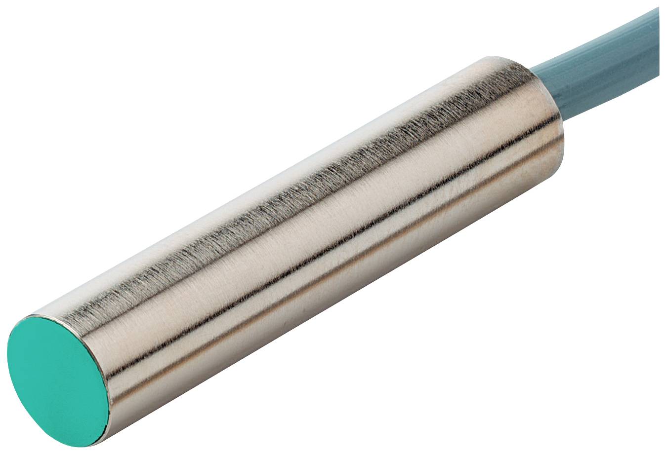 Zylindrischer metallischer Sensor mit grünem Ende und blauen Kabelanschluss rechts. Verwendet zur Erkennung von Objekten in der Automation.