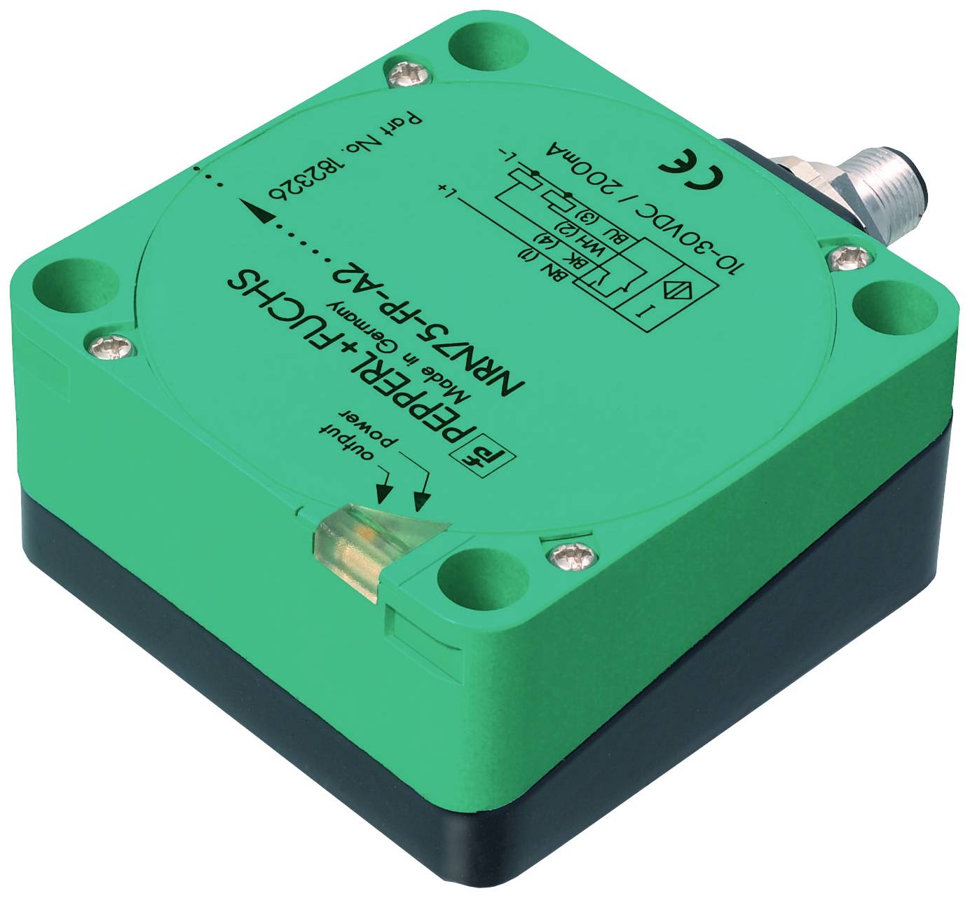 Quadratischer, grüner Näherungssensor von Pepperl+Fuchs mit Modellnummer 'NBN7-FP-A2'. Anschlüsse oben rechts, CE-Kennzeichnung.