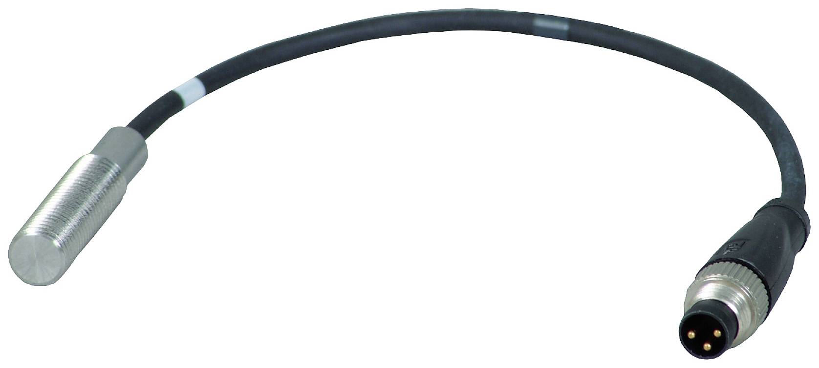 Ein schwarzes Kabel mit einem zylindrischen Metallkopf an einem Ende und einem Stecker am anderen Ende, möglicherweise für industrielle Sensoren.