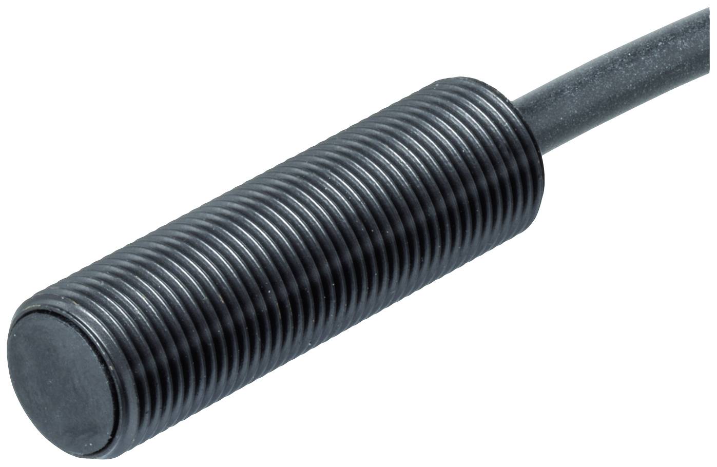 Ein zylindrischer Näherungssensor mit geripptem Gehäuse und Kabel, häufig in Automatisierungssystemen zur Objekterkennung verwendet.