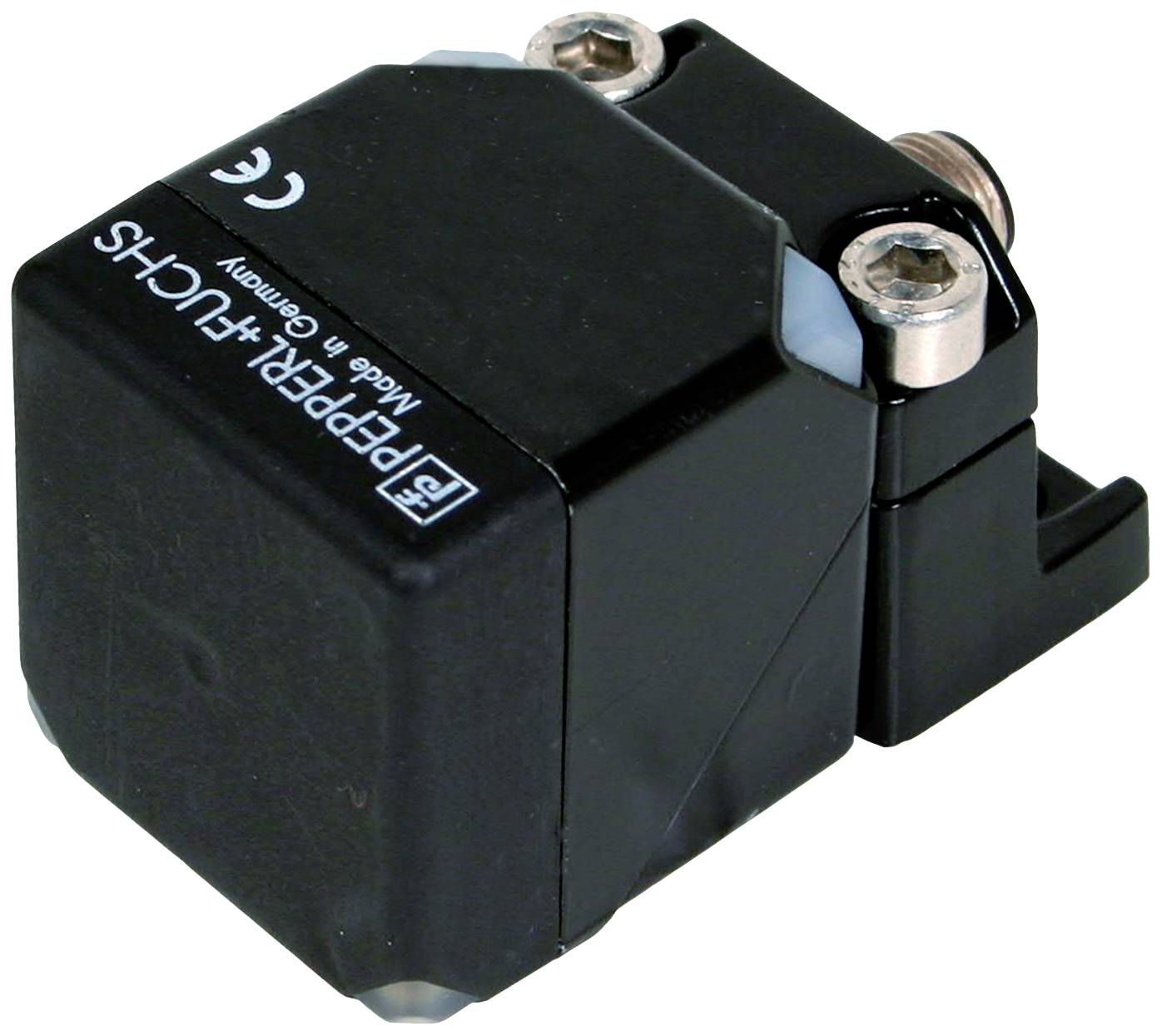 Ein schwarzer Sensor der Marke Pepperl+Fuchs mit zwei Metallverschlüssen oben.