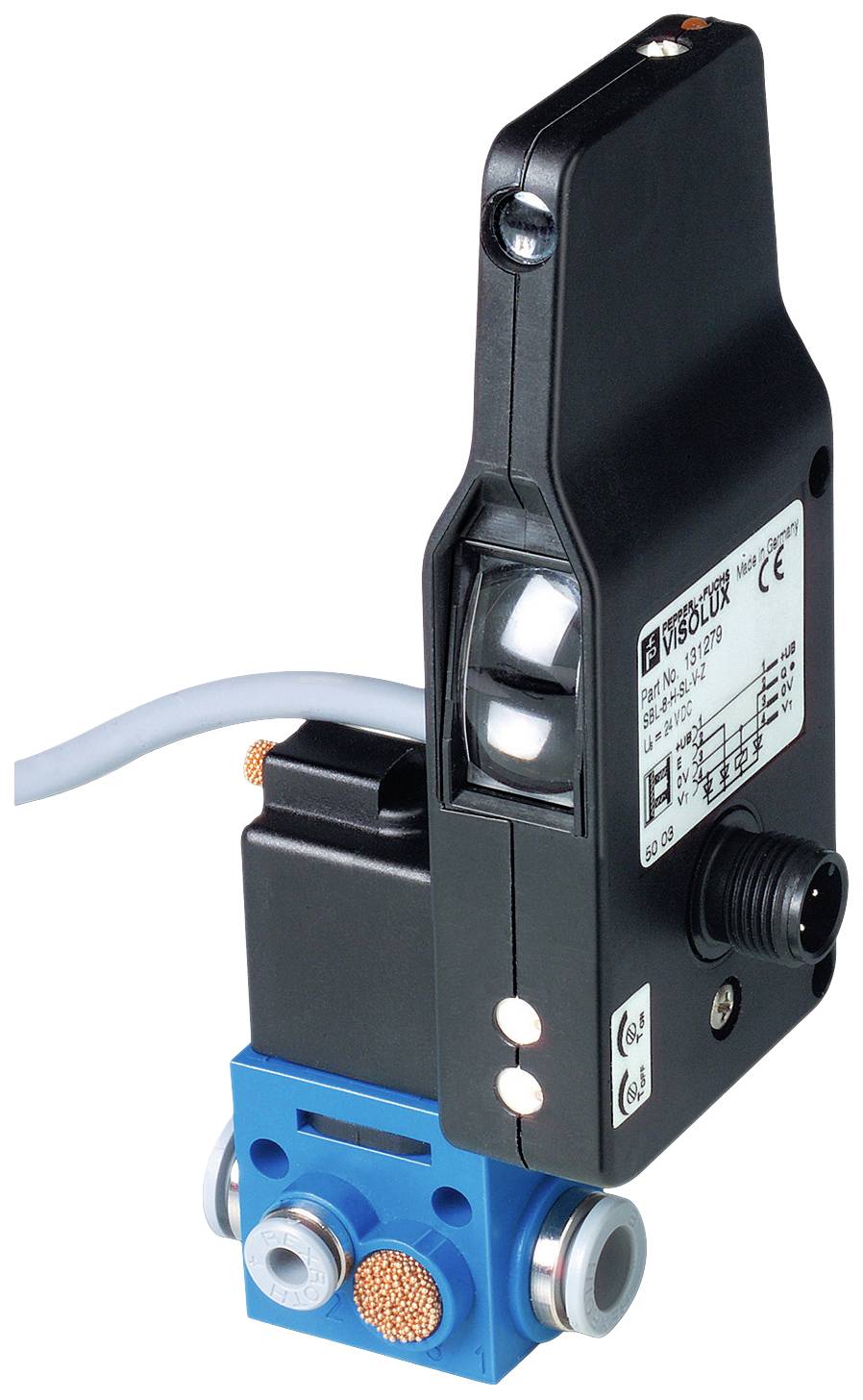 Ein schwarzer, rechteckiger optischer Sensor mit blauem pneumatischem Anschluss und Kabel. Gerät zur Erkennung von Objekten.