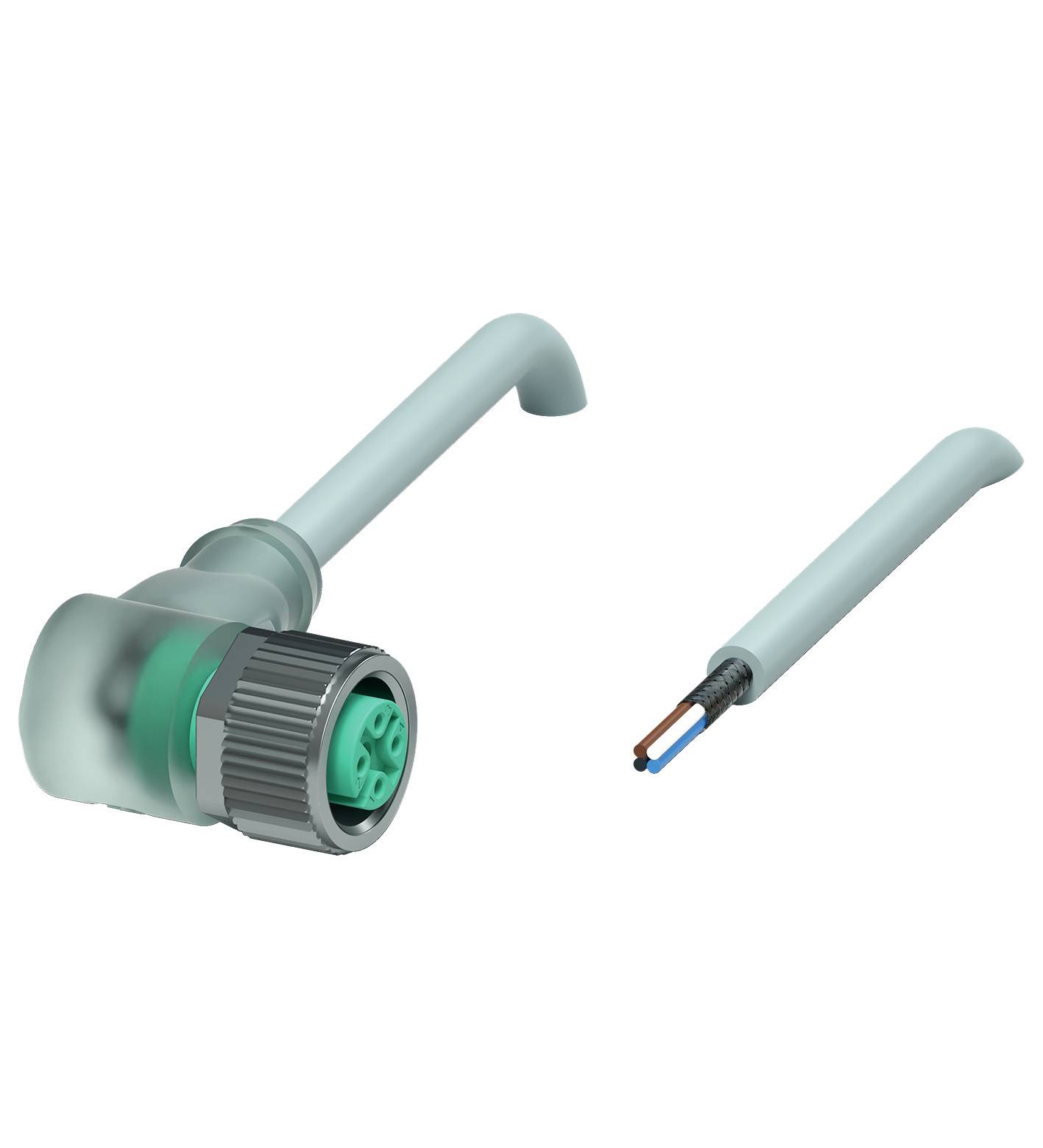 Stecker mit grüner Buchse und passendes Kabel mit abisolierten Kupferdrähten, vorbereitet für elektrische Verbindung oder Installation.