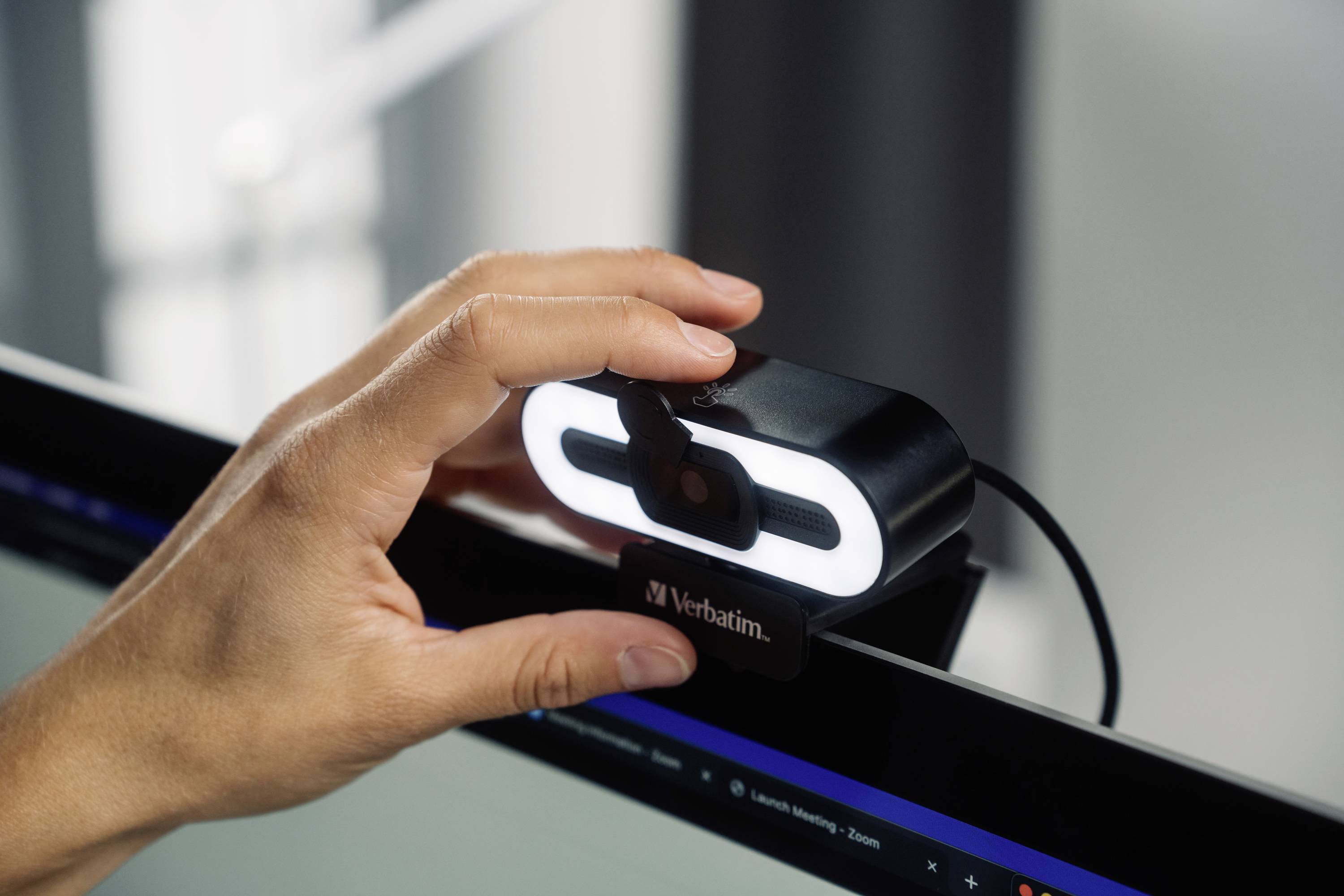 Verbatim AWC-02 Full HD-Webcam 2560 x 1440 Pixel, 1920 x 1080 Pixel Klemm-Halterung, Standfuß