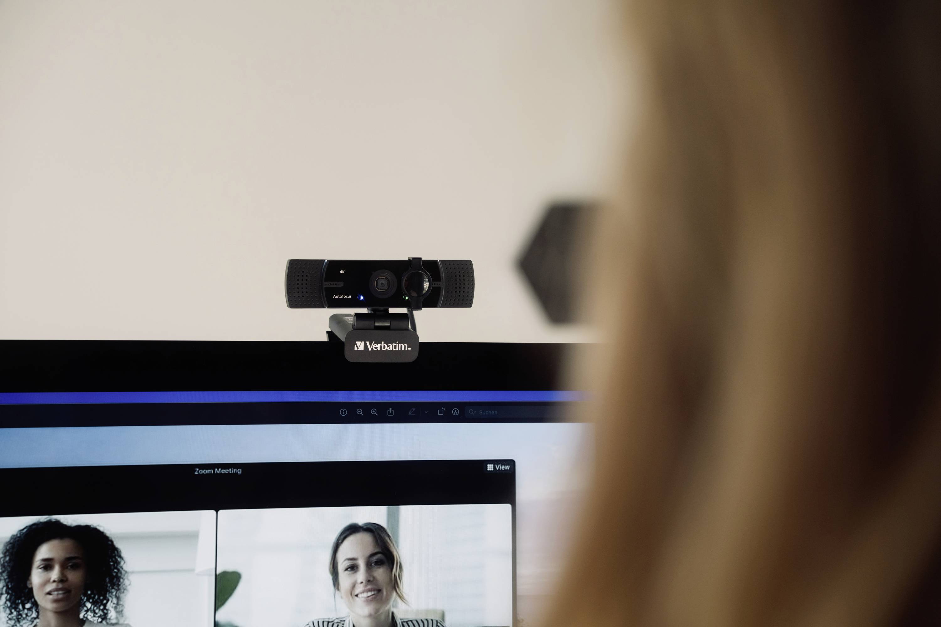 Verbatim AWC-03 4K-Webcam 3840 x 2160 Pixel, 1920 x 1080 Pixel Klemm-Halterung, Standfuß