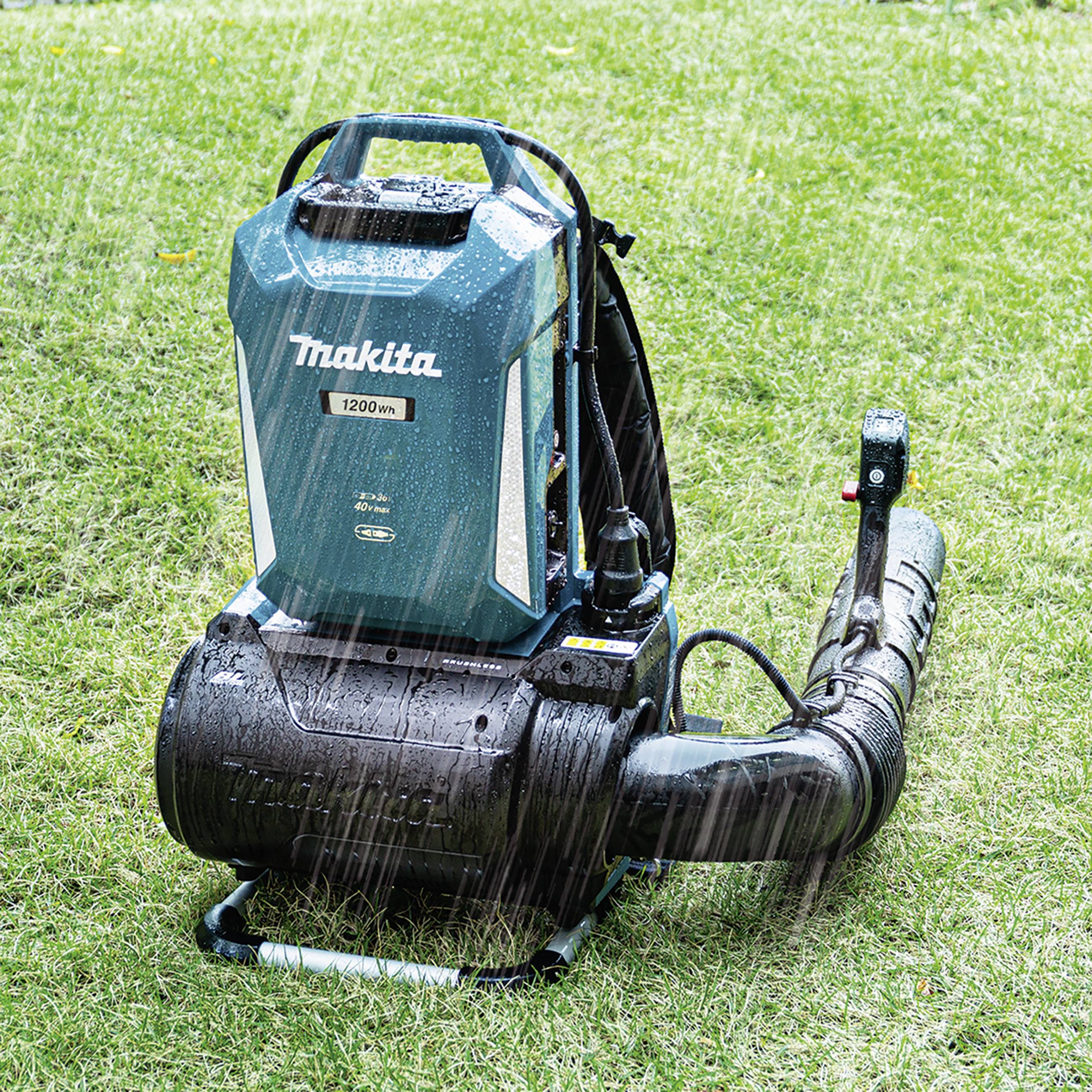 Makita UB002CZ Akku Laubbläser ohne Akku, ohne Ladegerät