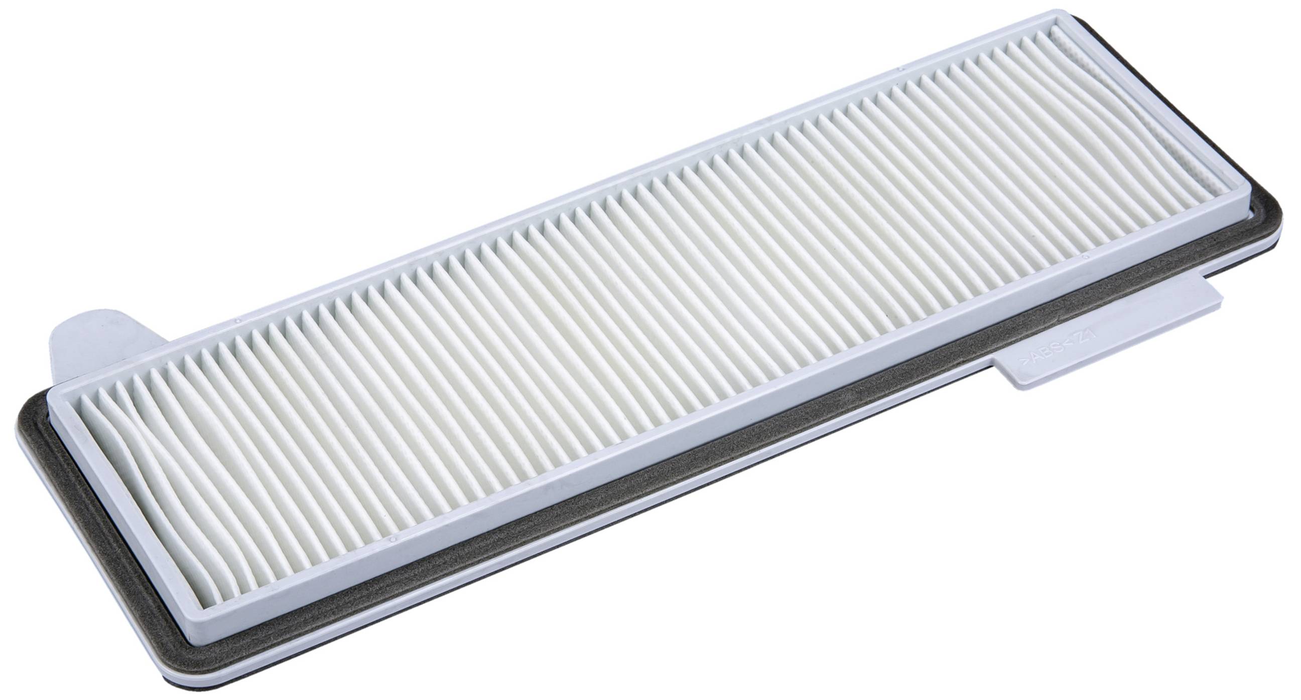 Rechteckiger, weißer Luftfilter mit geripptem Design auf weißem Hintergrund.
