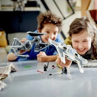 75348 LEGO® STAR WARS™ Mandalorianischer Fang Fighter vs. TIE Interceptor 75348 LEGO® STAR WARS™ Mandalorianischer Fang Fighter vs. TIE Interceptor