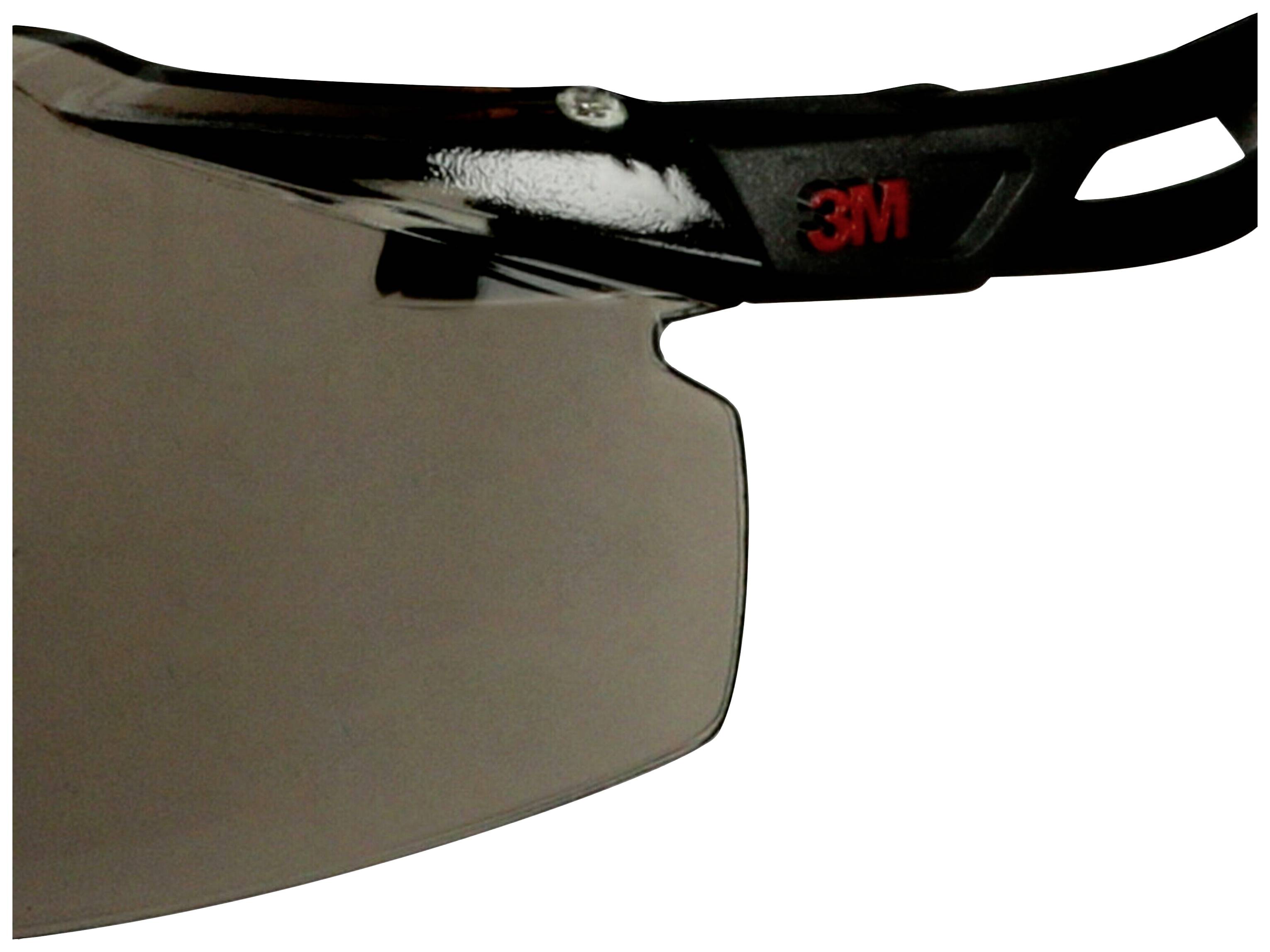 3M SecureFit SF502SGAF-BLK Schutzbrille mit Antibeschlag-Schutz Schwarz
