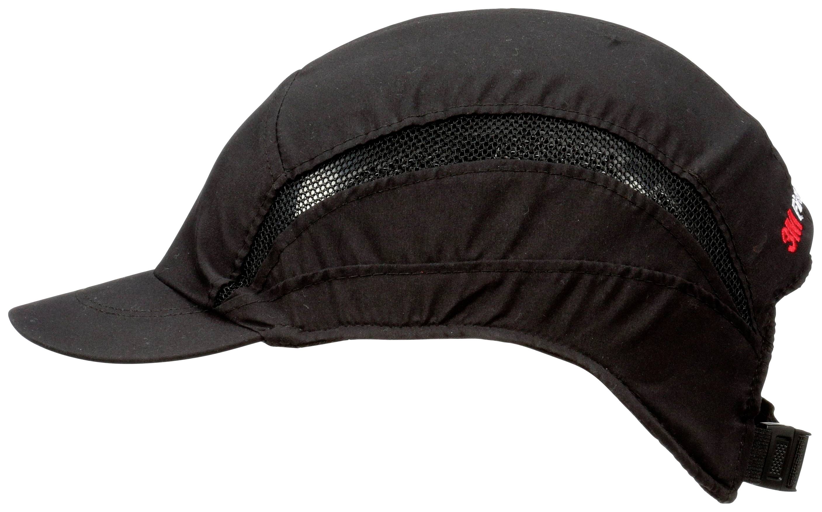 Schwarze Kappe mit Belüftungsnetz und kleinem Schirm, seitlich betrachtet.