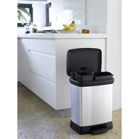Curver DECO Bin 240638 Mülleimer 30l (B x H x T) 390 x 510 x 290mm Silber, Schwarz 1St. Curver DECO Bin 240638 Mülleimer 30l (B x H x T) 390 x 510 x 290mm Silber, Schwarz 1St.
