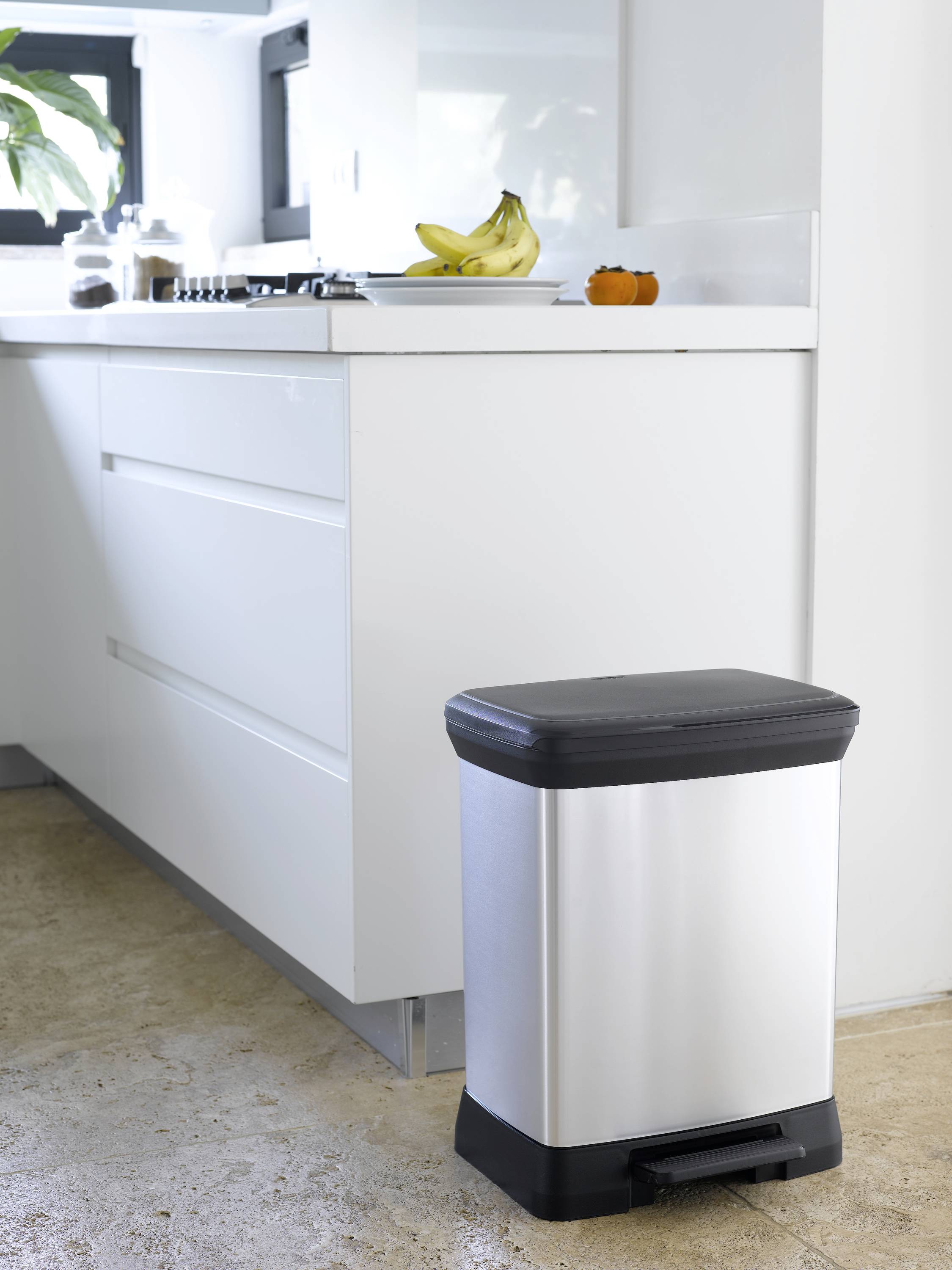Curver DECO Bin 240642 Mülleimer 30l (B x H x T) 390 x 510 x 290mm Silber, Schwarz 1St.