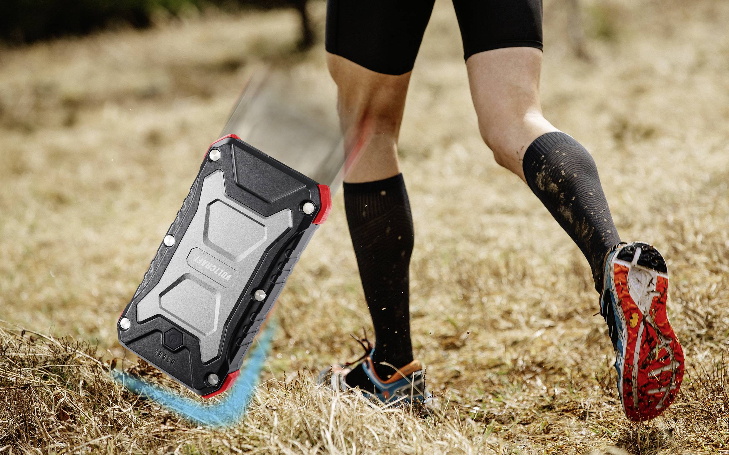 VOLTCRAFT VC PB PD65W Rugged Powerbank 30000 mAh USB PD 3.0 Li-Ion Schwarz-Rot LED Taschenlampe, Statusanzeige, Outdoor