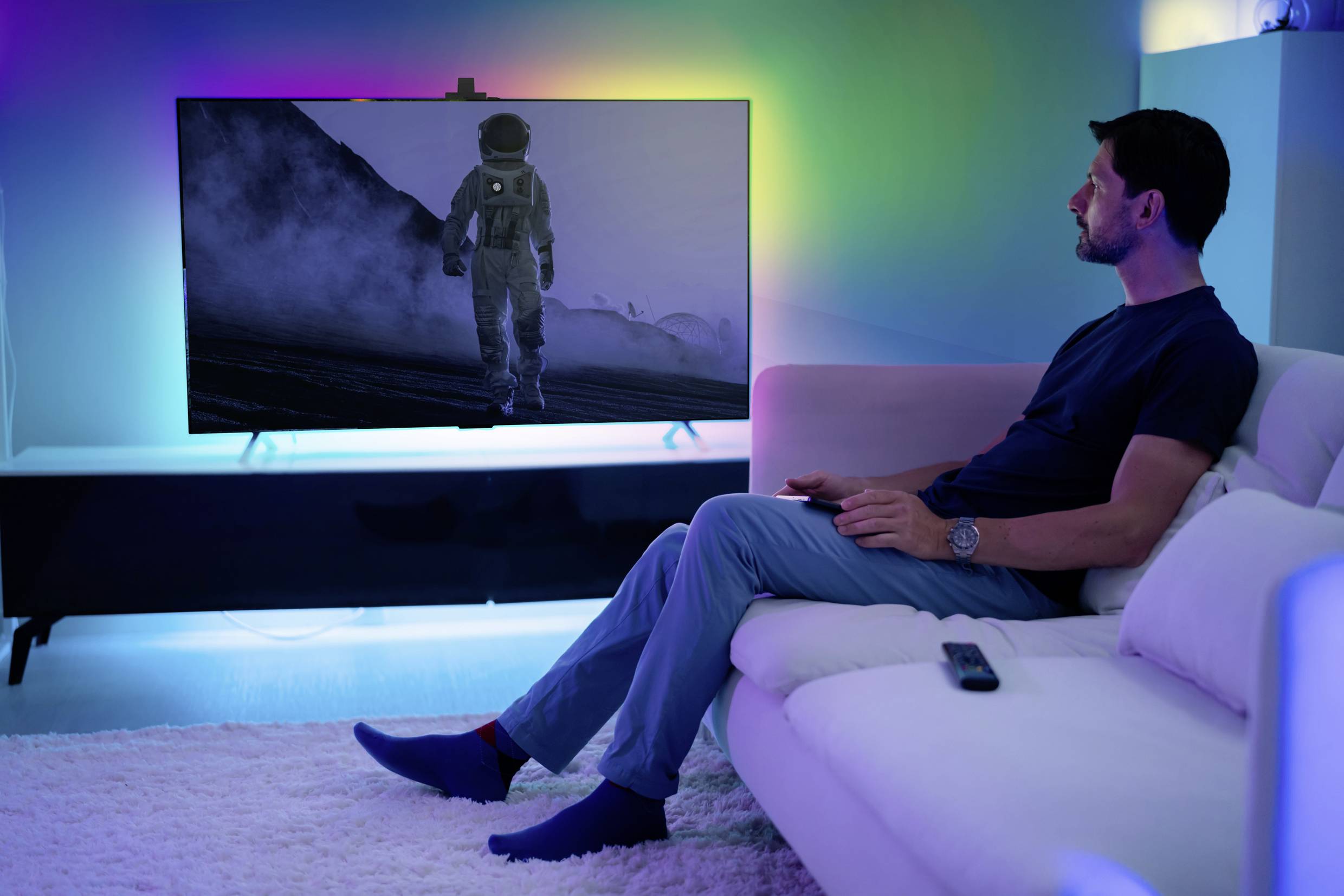 TV01RGB LED-Lichtleisten-Komplettset mit USB-Anschluss 230V 5.29m RGB 1St.