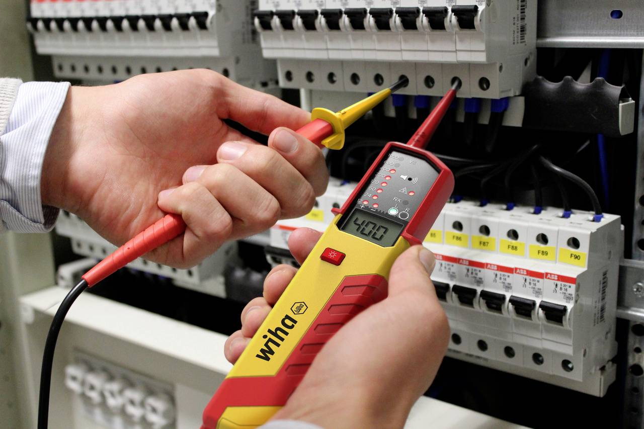 Wiha eMobility Spannungsprüfer 12 - 1000 V/AC