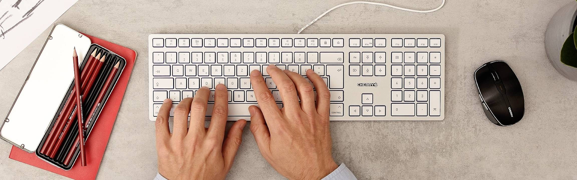 CHERRY KC 6000C FOR MAC Kabelgebunden Tastatur Deutsch, QWERTZ Silber, Weiß