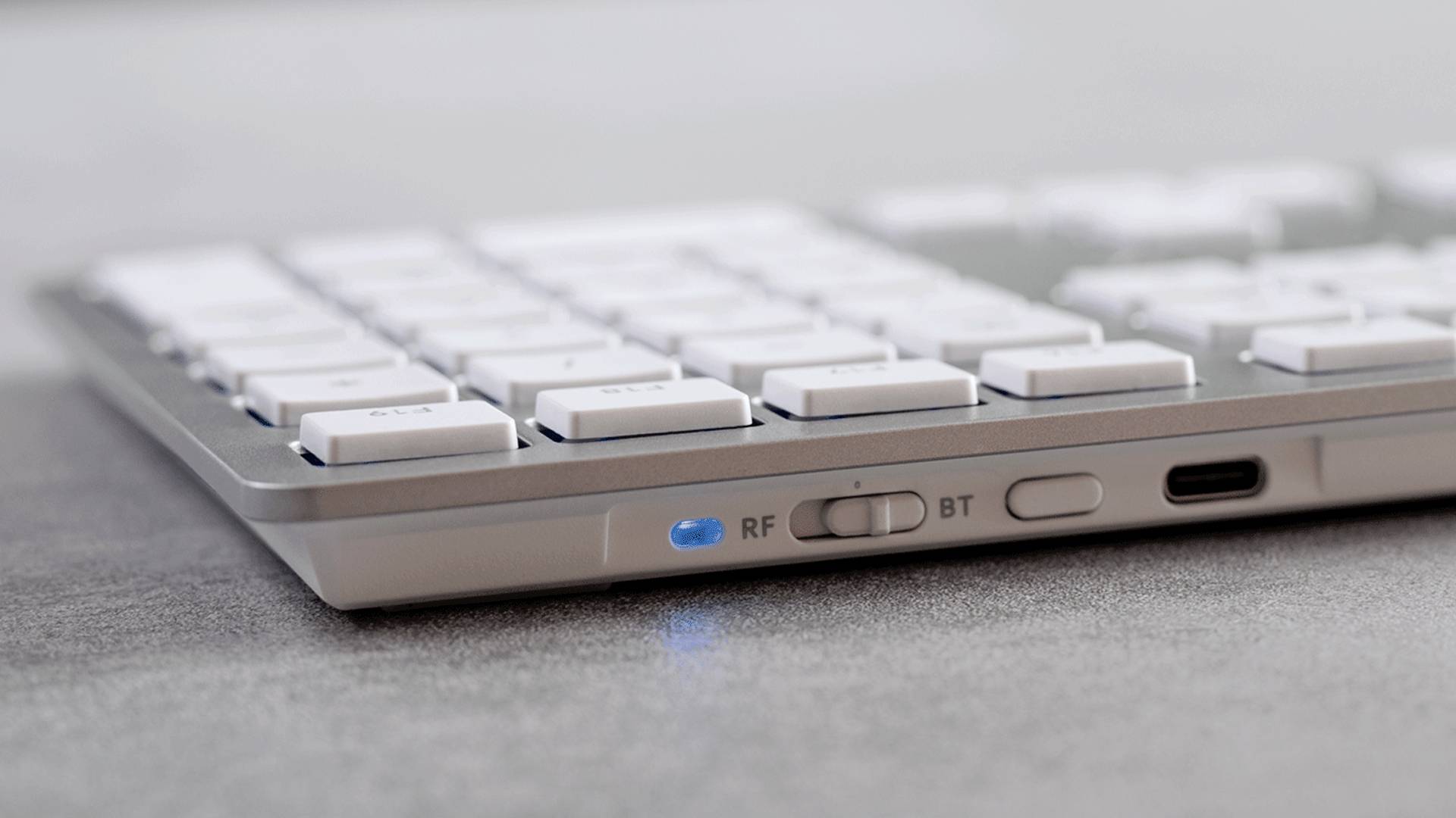 CHERRY KW 9100 SLIM FOR MAC Kabellos Tastatur Deutsch, QWERTZ Weiß