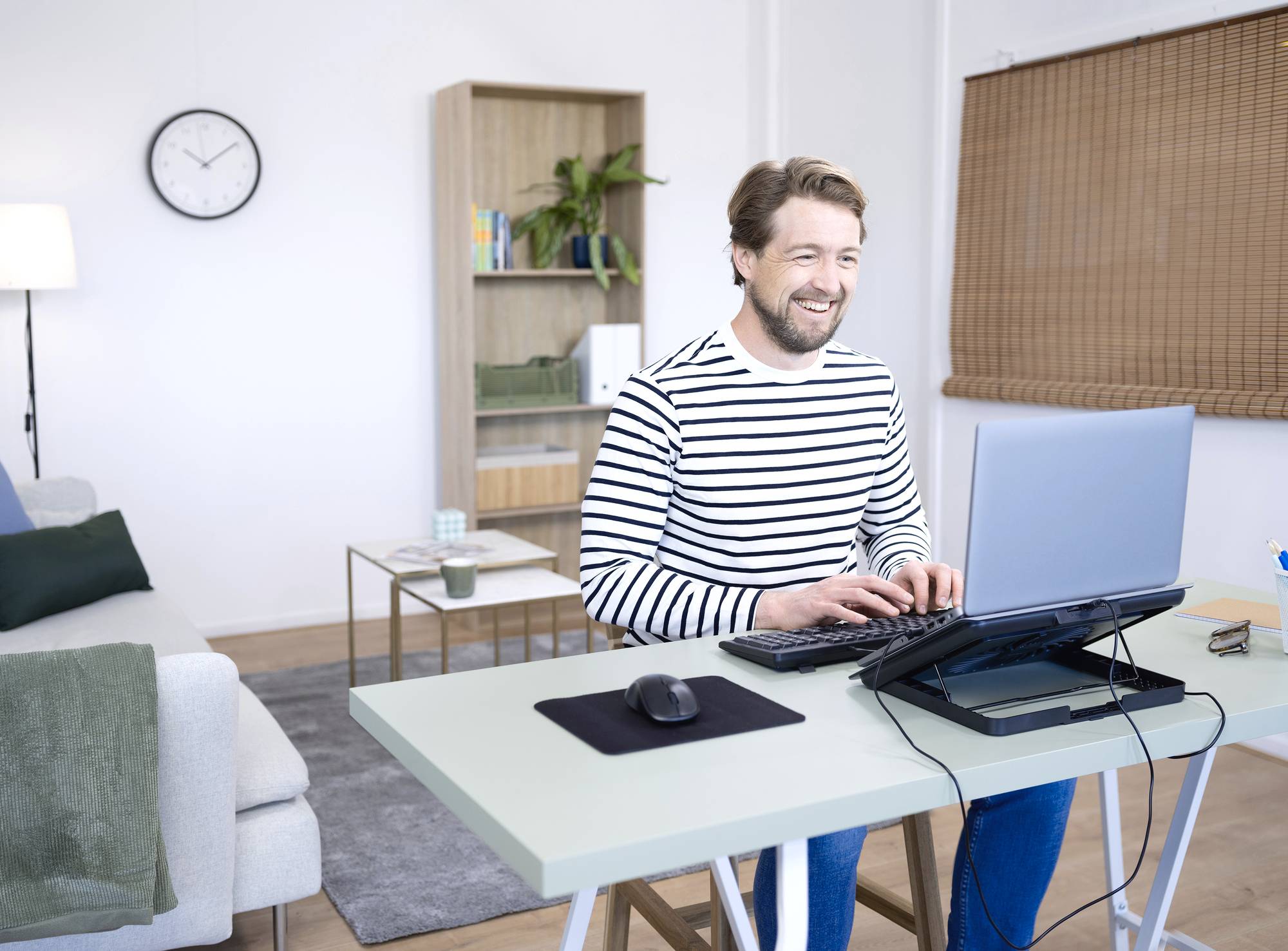 Trust Exto Eco Notebook-Ständer mit Kühlfunktion höhenverstellbar