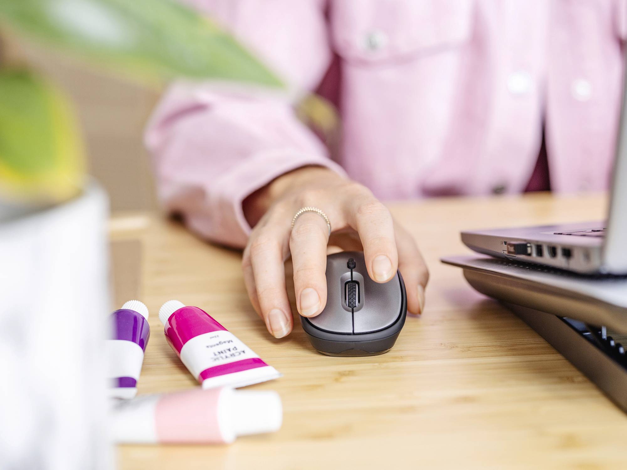 Trust YVI+ Eco Maus Funk Optisch Schwarz 4 Tasten 800 dpi, 1600 dpi