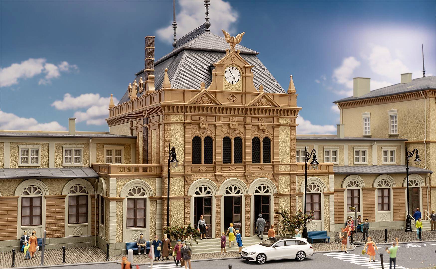 Faller 110132 H0 Hauptbahnhof Neustadt an der Weinstraße