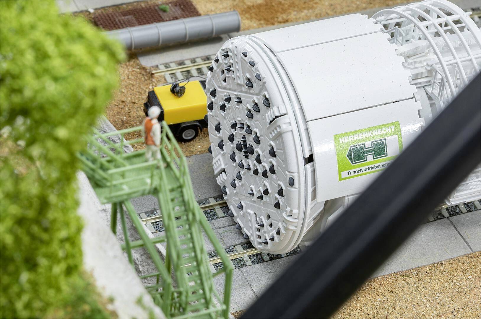 Faller 130900 H0 Tunnelbohrmaschine Gripper-TBM