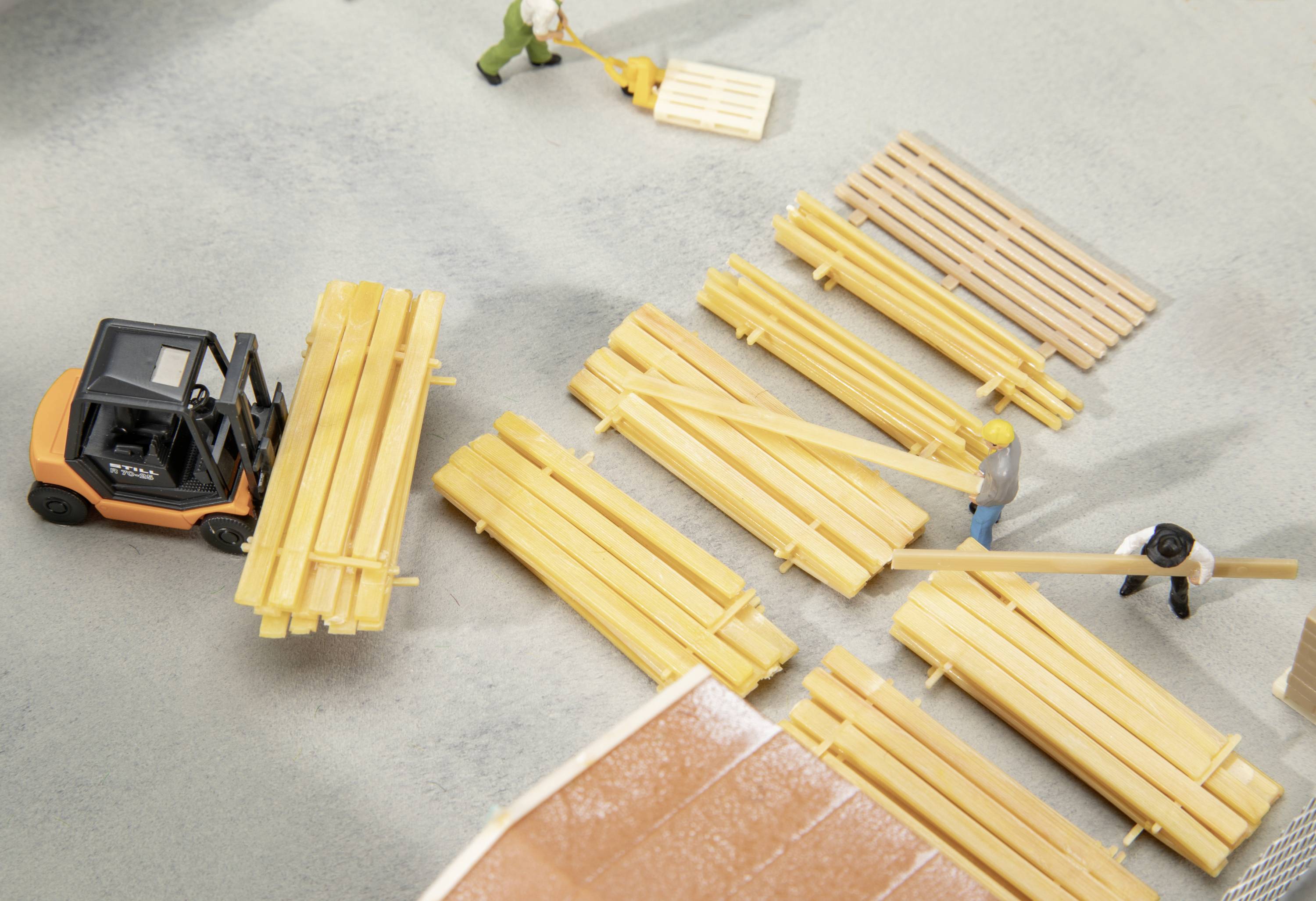 Faller 180870 H0 Bretterstapel Bausatz