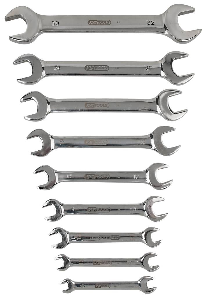 Eine Reihe von neun offenen Maulschlüsseln, gestaffelt nach Größe, von 30/32 mm bis 6/7 mm, schimmerndem Metall.