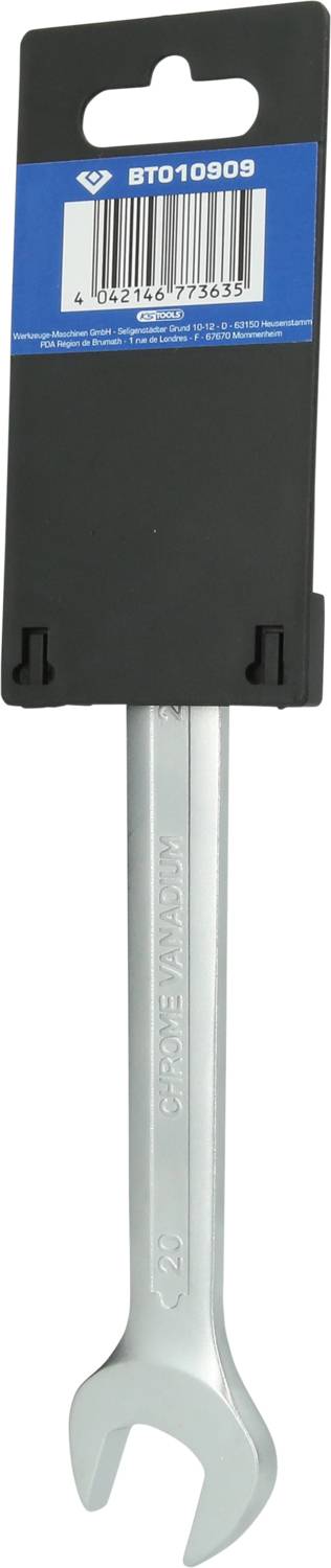 Ein silberner Schraubenschlüssel mit offenem Maul auf einem schwarzen Halter mit blauem Etikett.