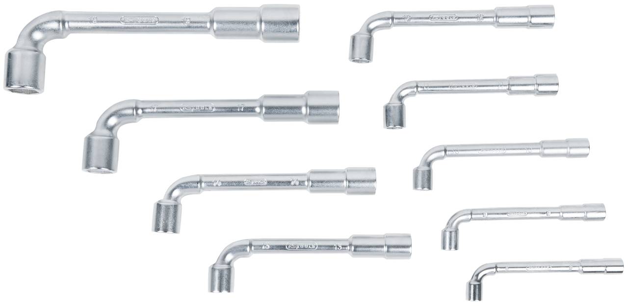 Eine Sammlung von neun Winkelschlüsseln in verschiedenen Größen, aus silbernem Metall gefertigt, auf weißem Hintergrund.