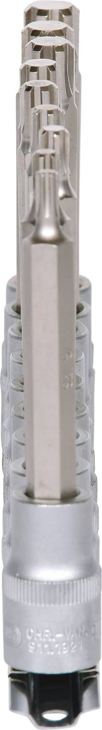 Metallwerkzeug mit mehreren Schlitzen, möglicherweise ein Bohrkopf oder Adapter, in vertikaler Ansicht.