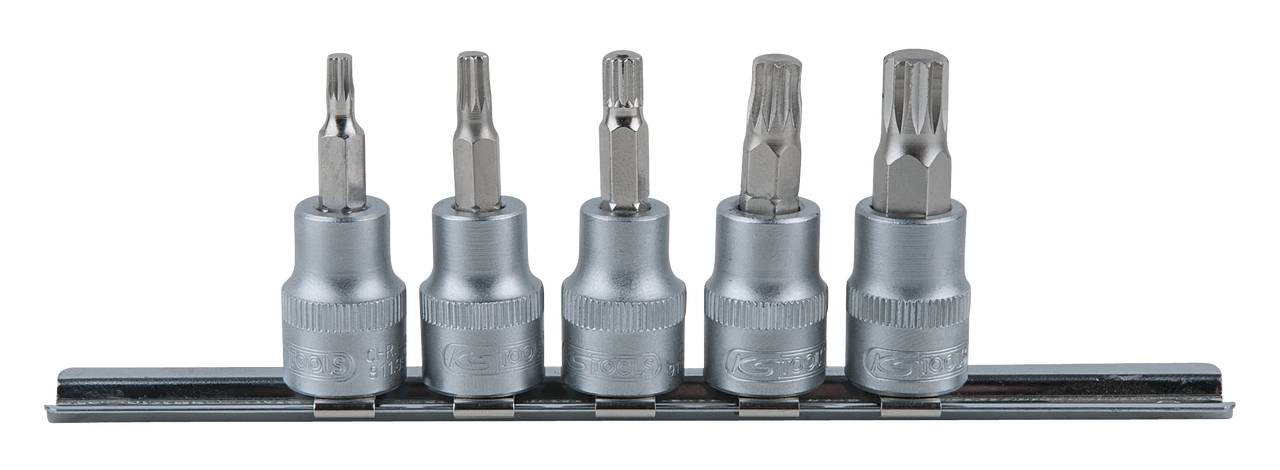 Satz von fünf silberfarbenen Bitaufsätzen unterschiedlicher Form und Größe auf einer Metallhalterung.